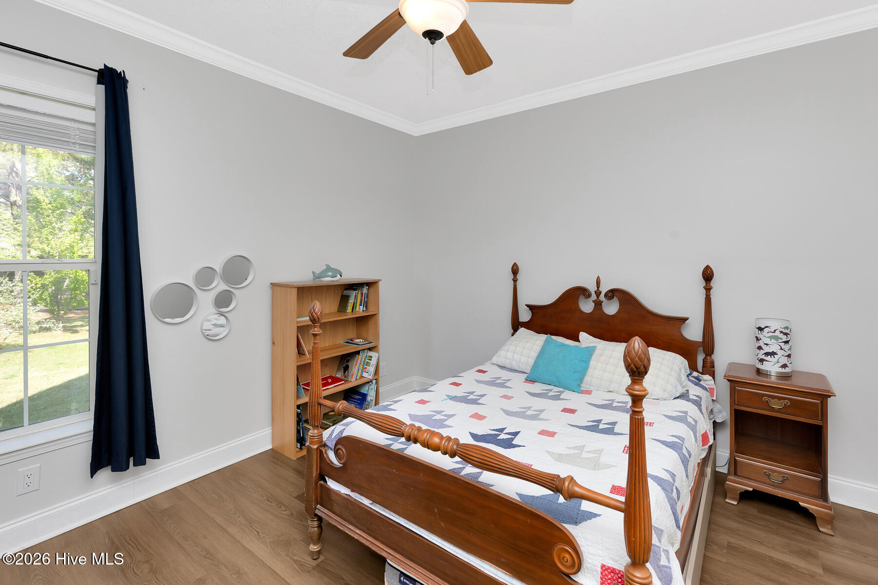 main property photo 11