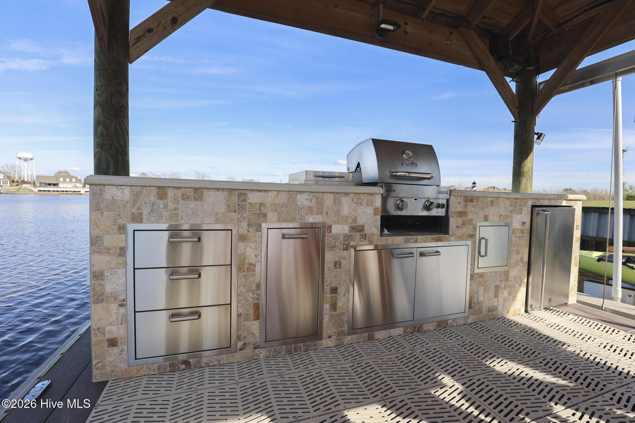 main property photo 59