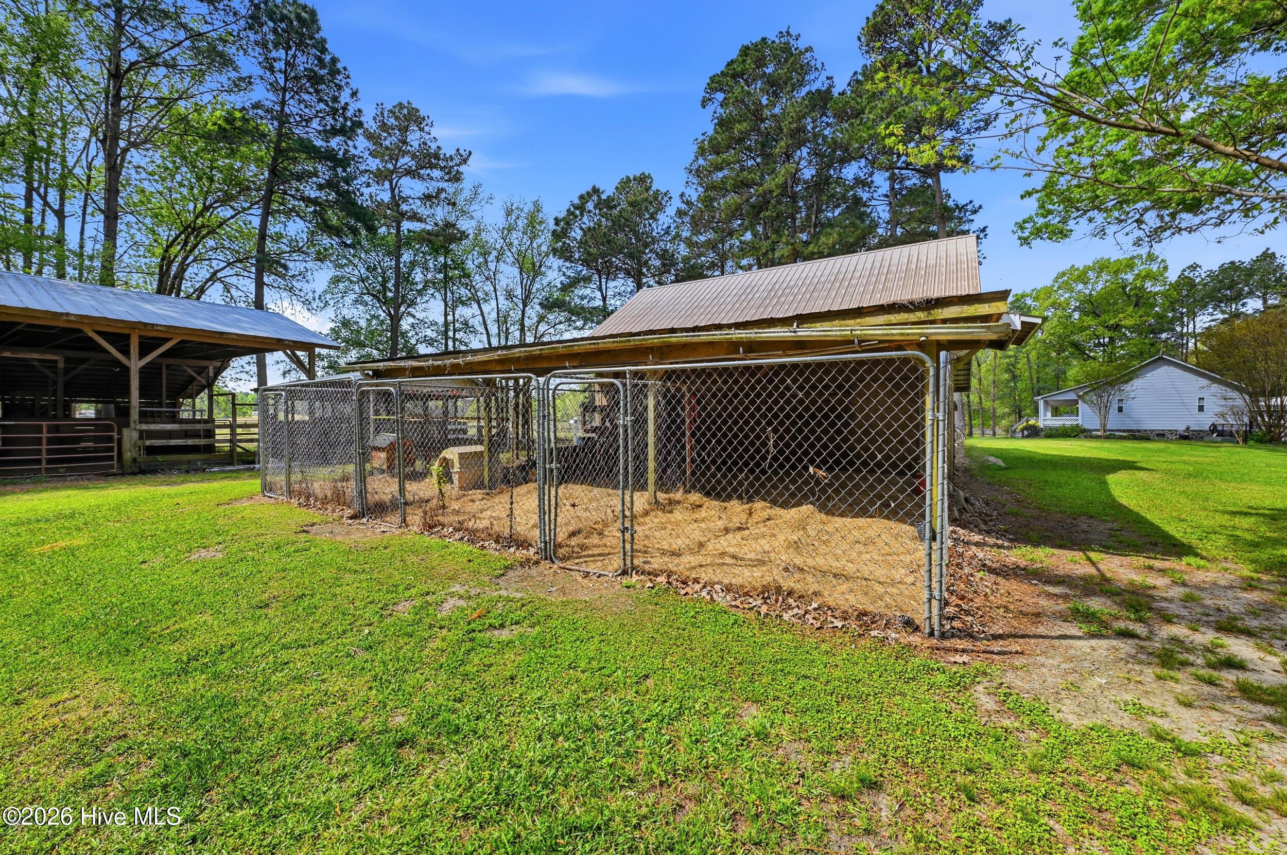 main property photo 45