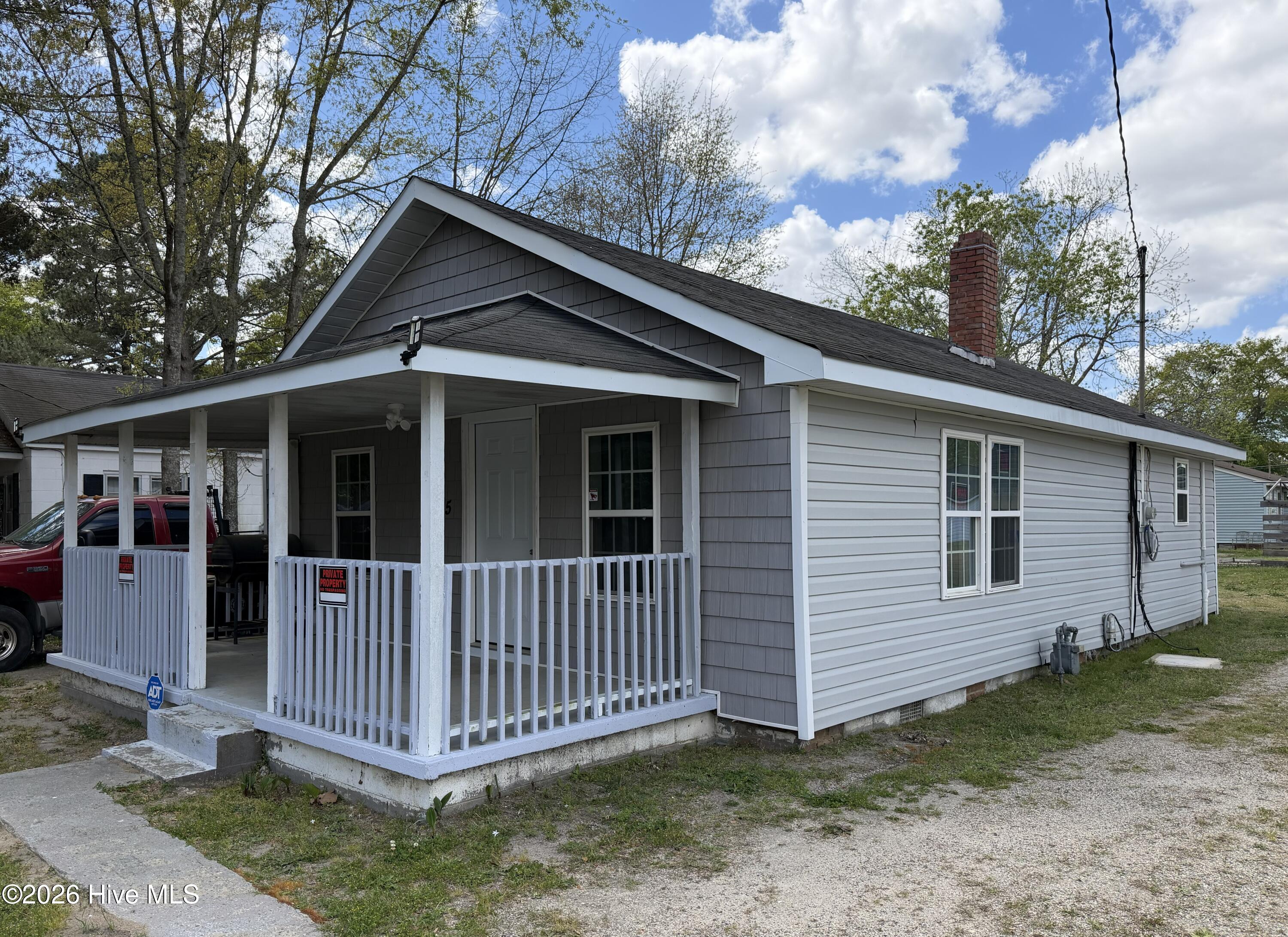 main property photo 2