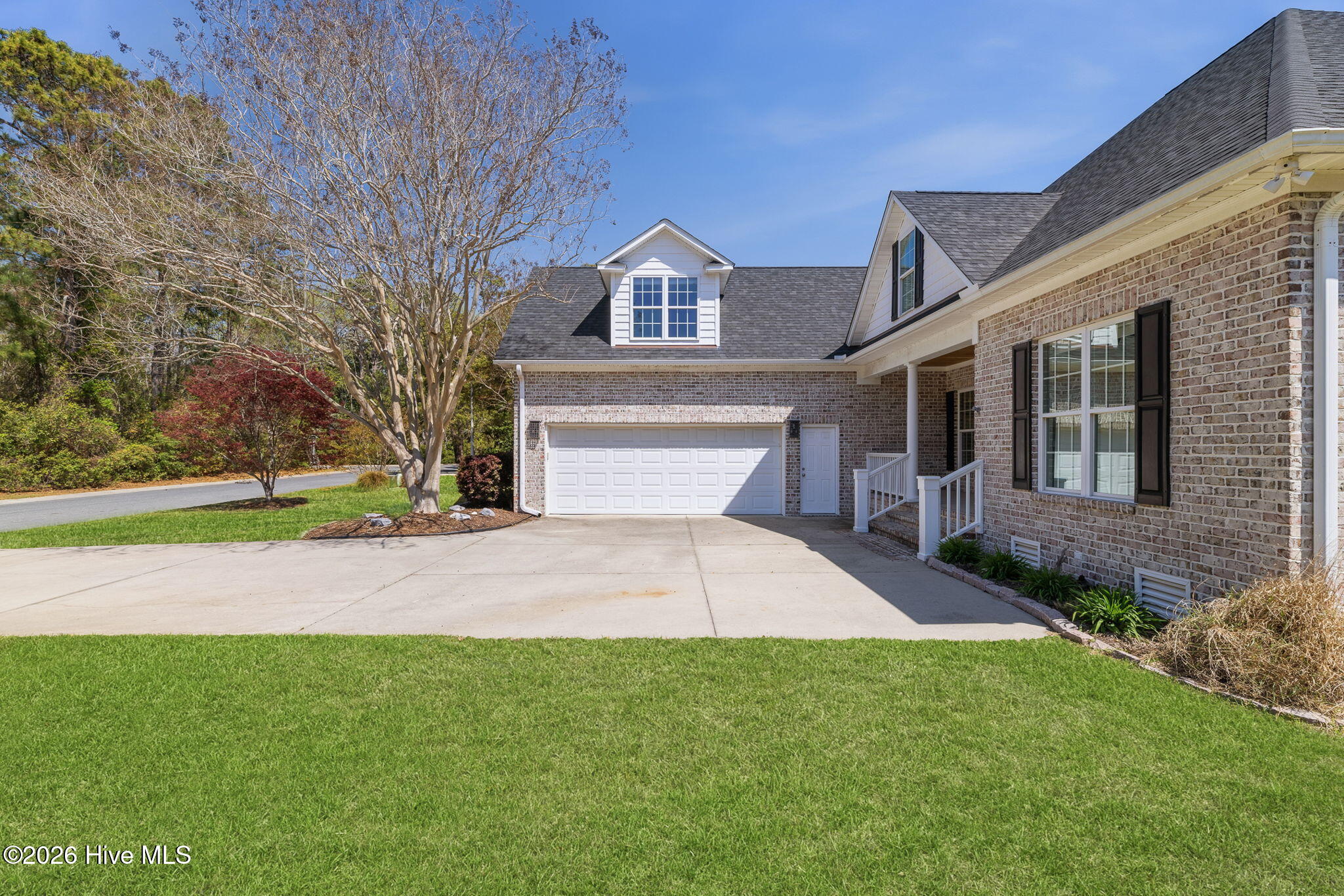 main property photo 74