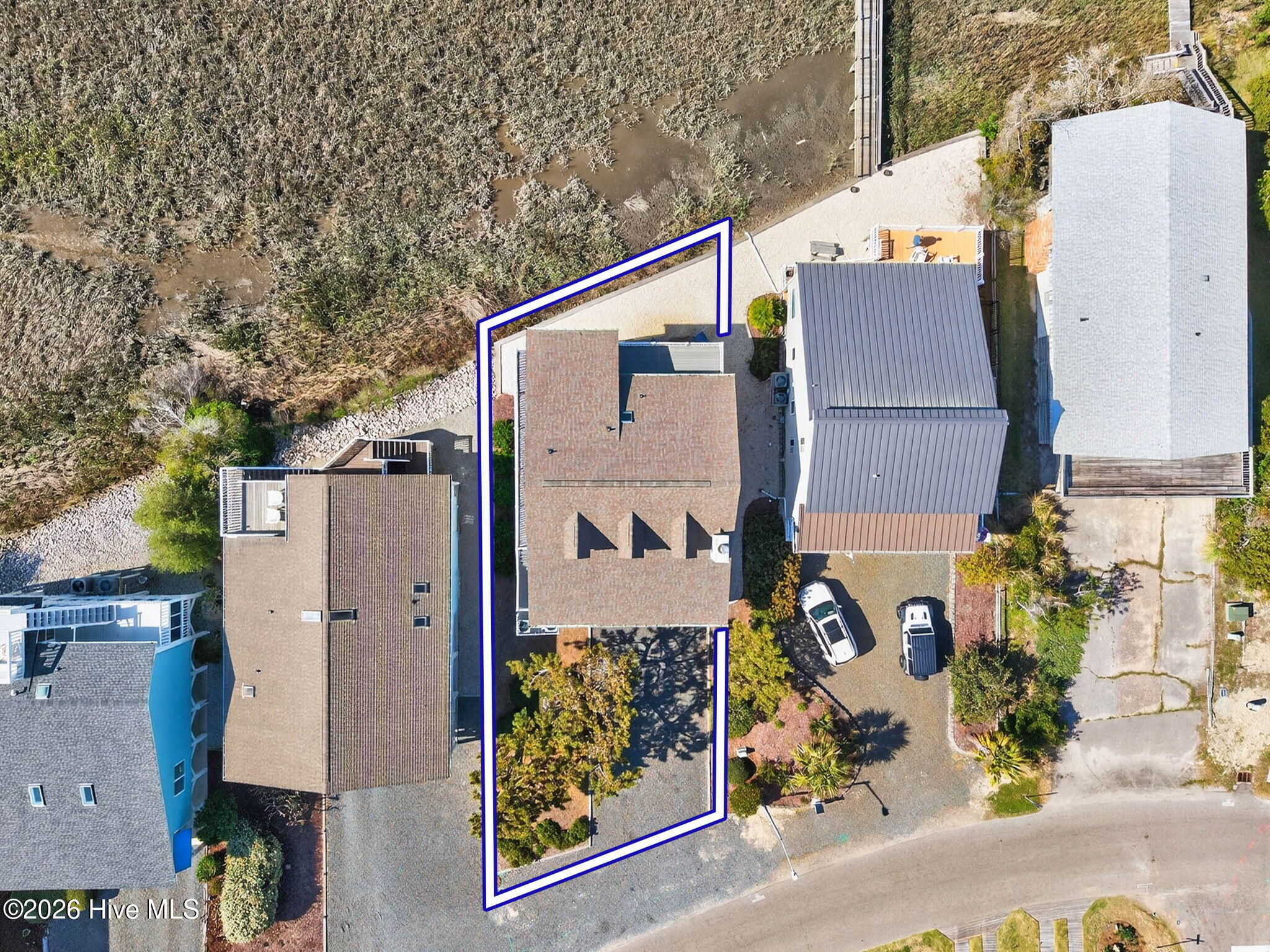 main property photo 50