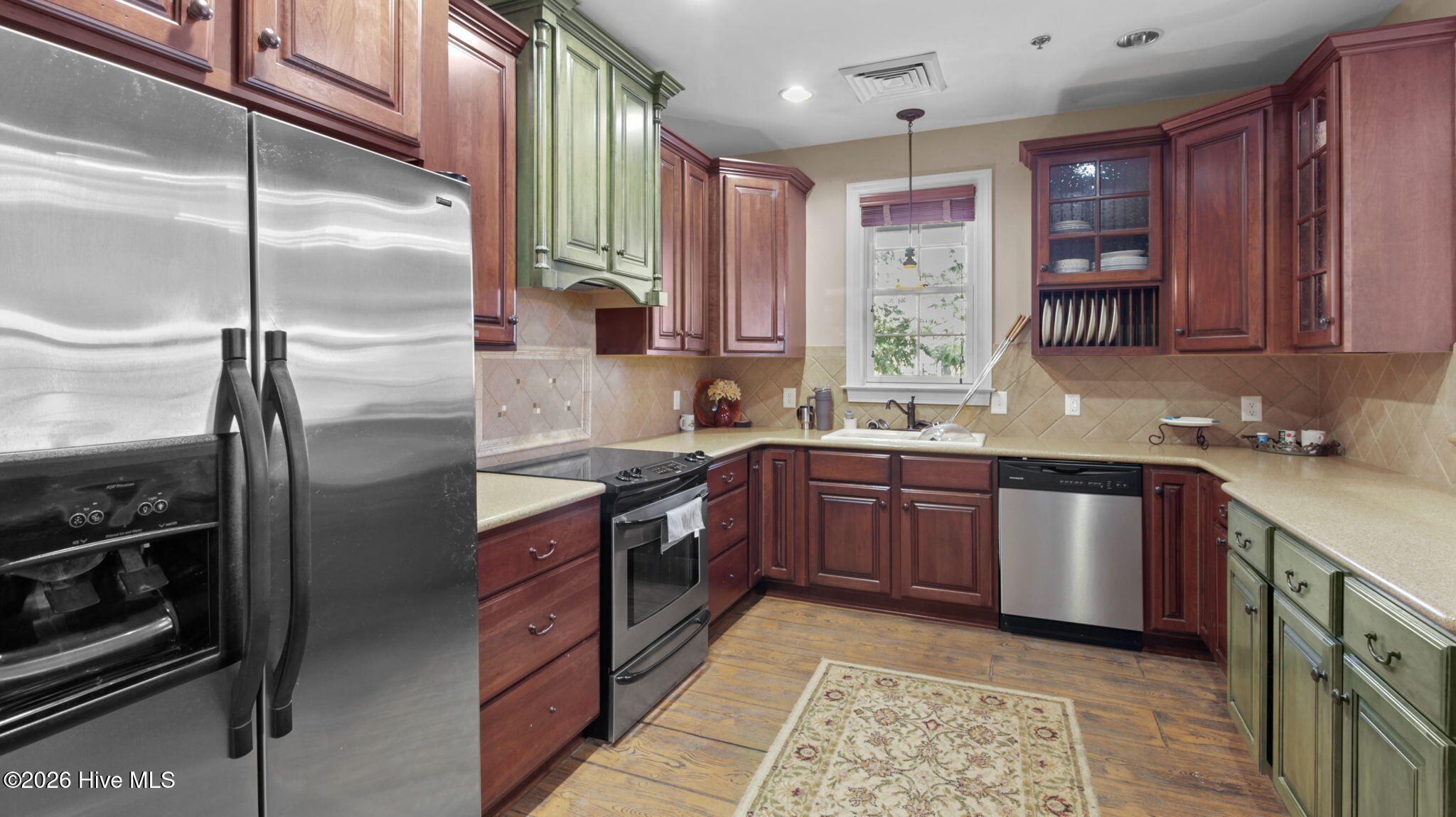 main property photo 47