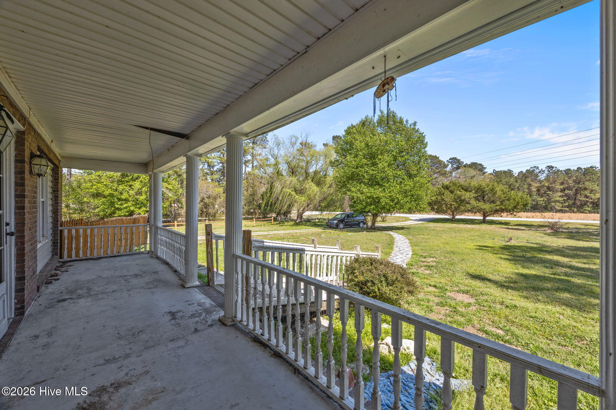 main property photo 25