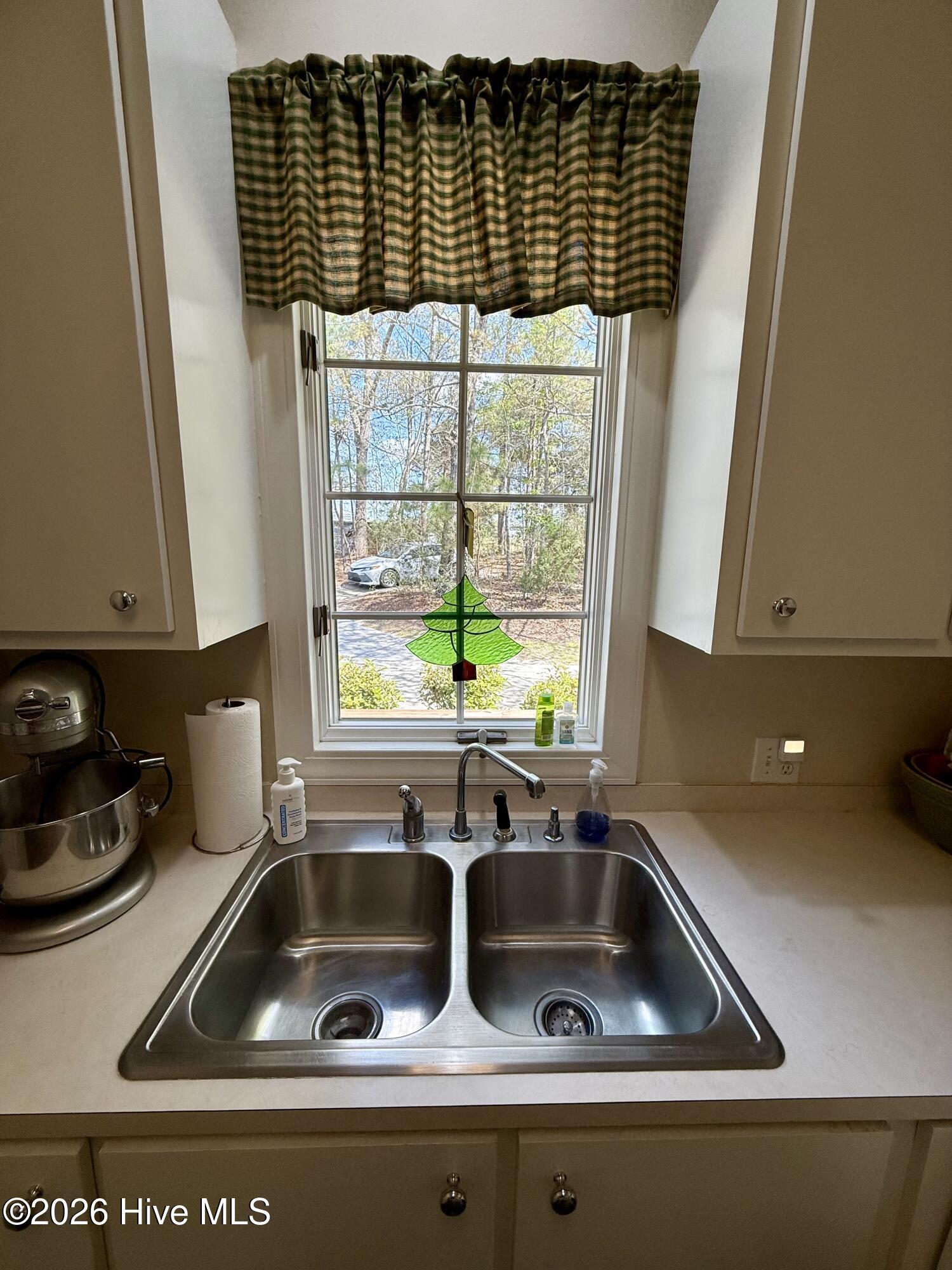 main property photo 90