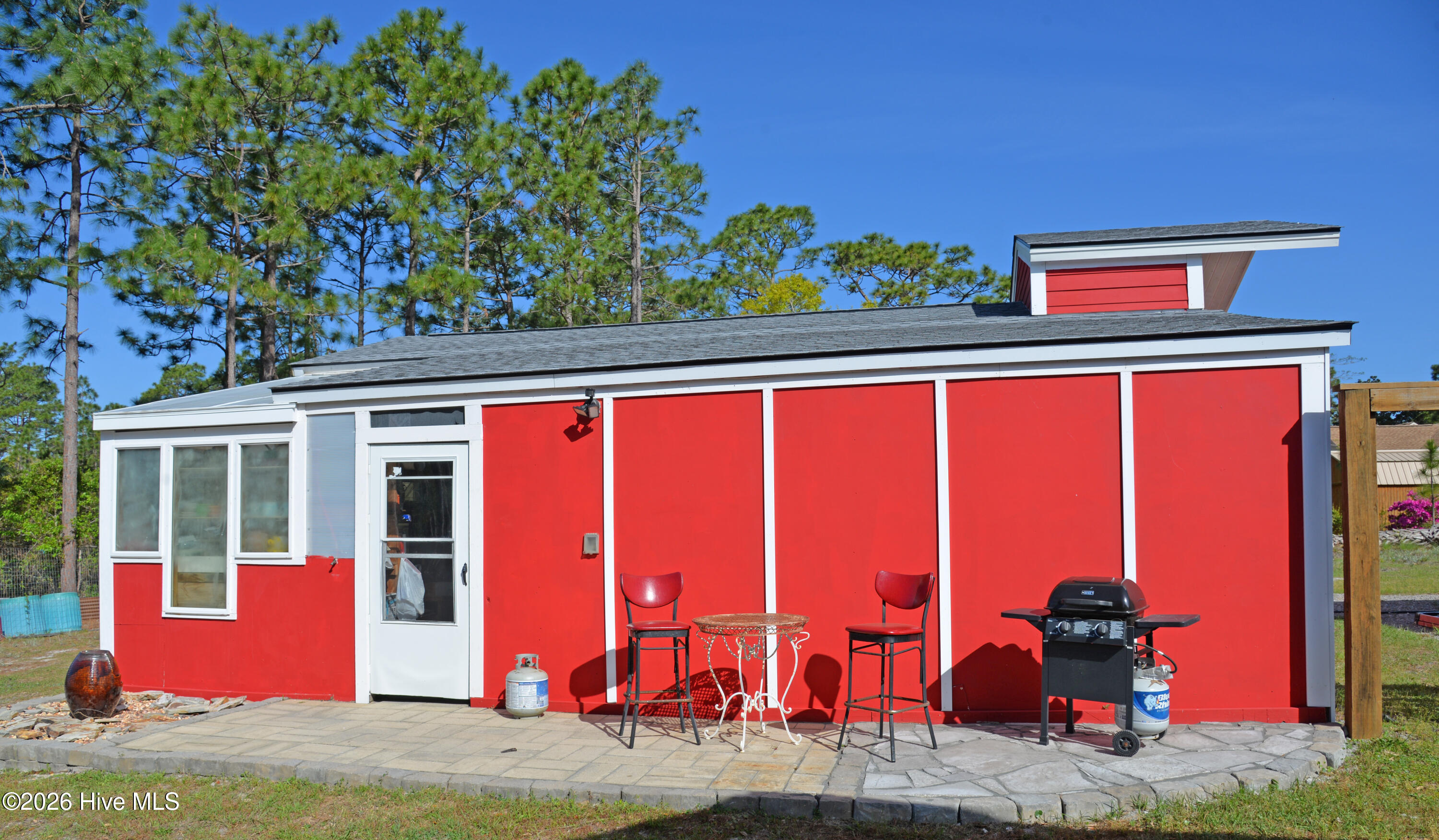 main property photo 42