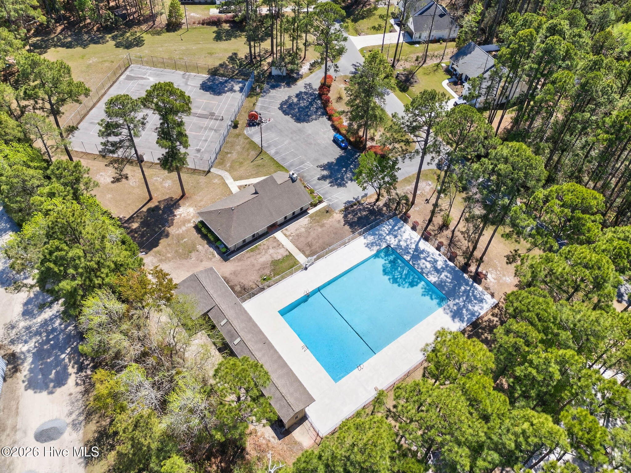 main property photo 50