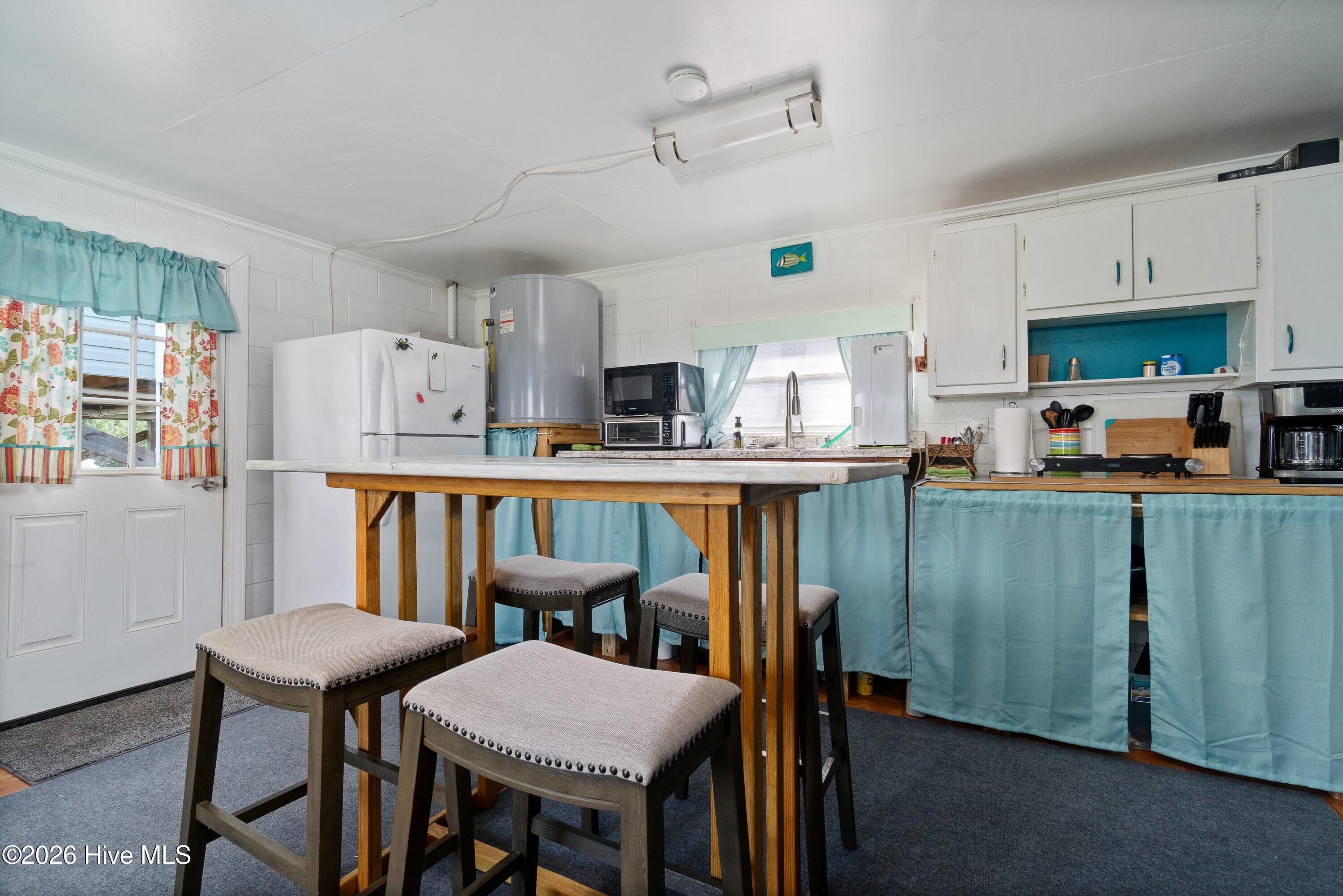 main property photo 34