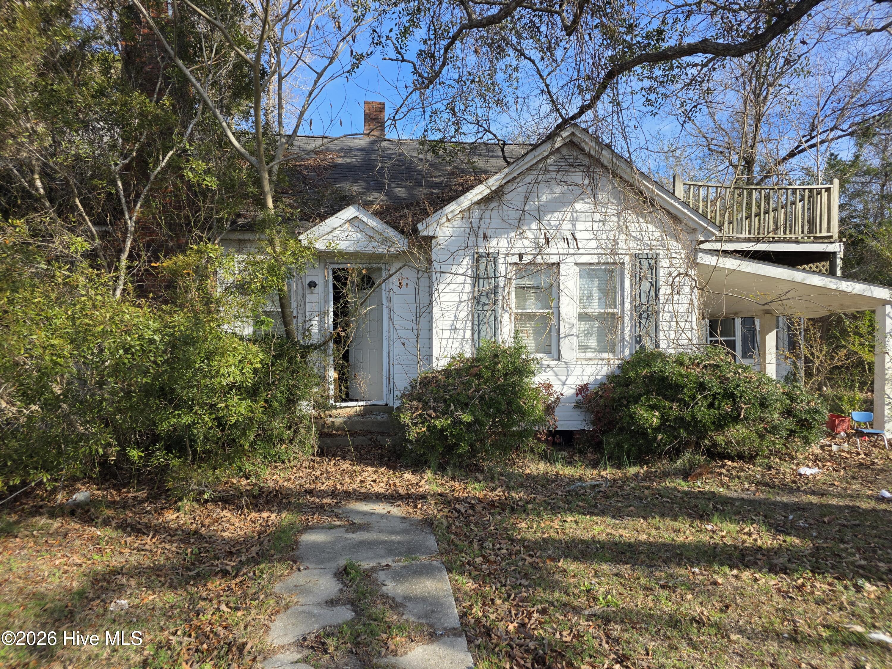 main property photo 3