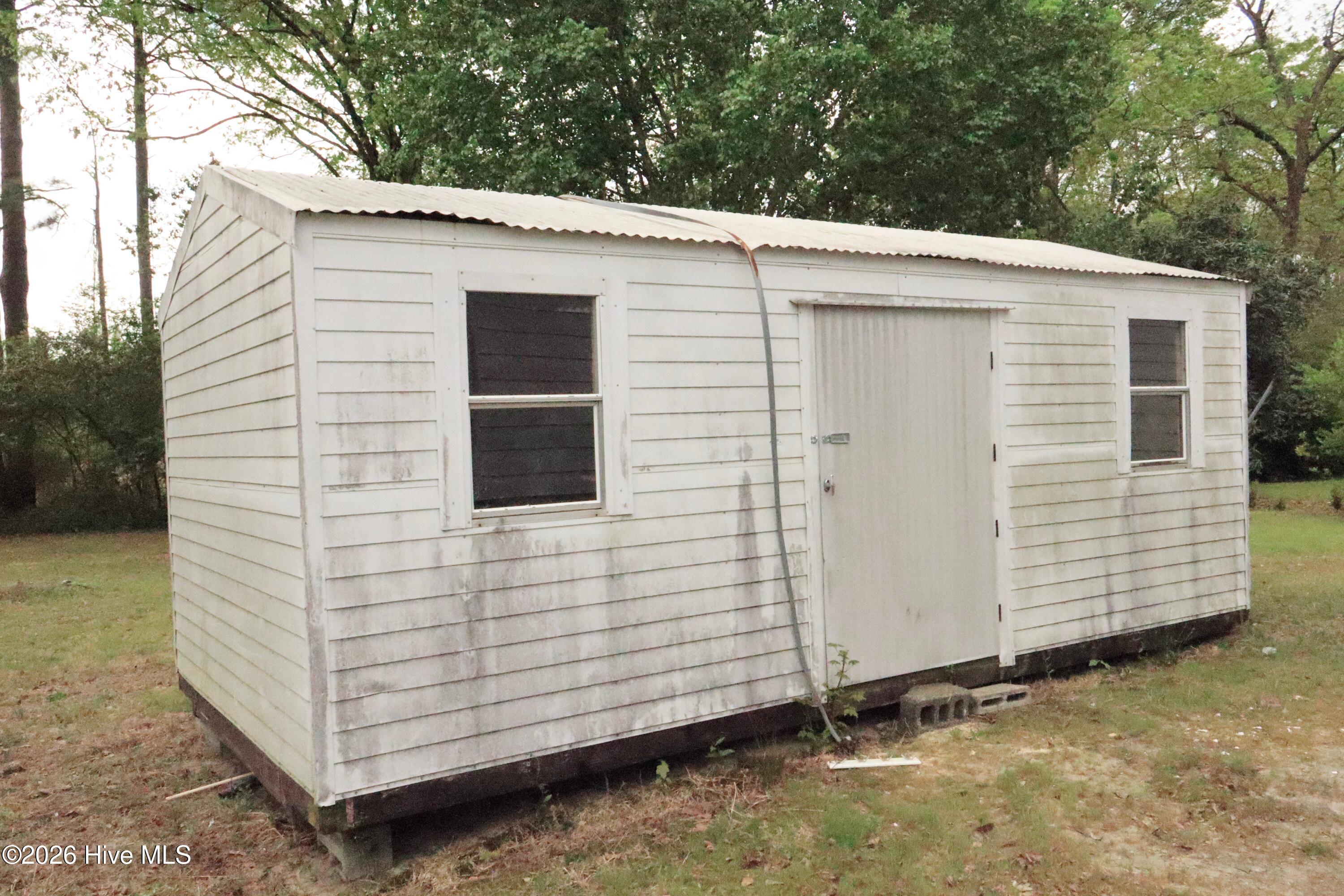 main property photo 14
