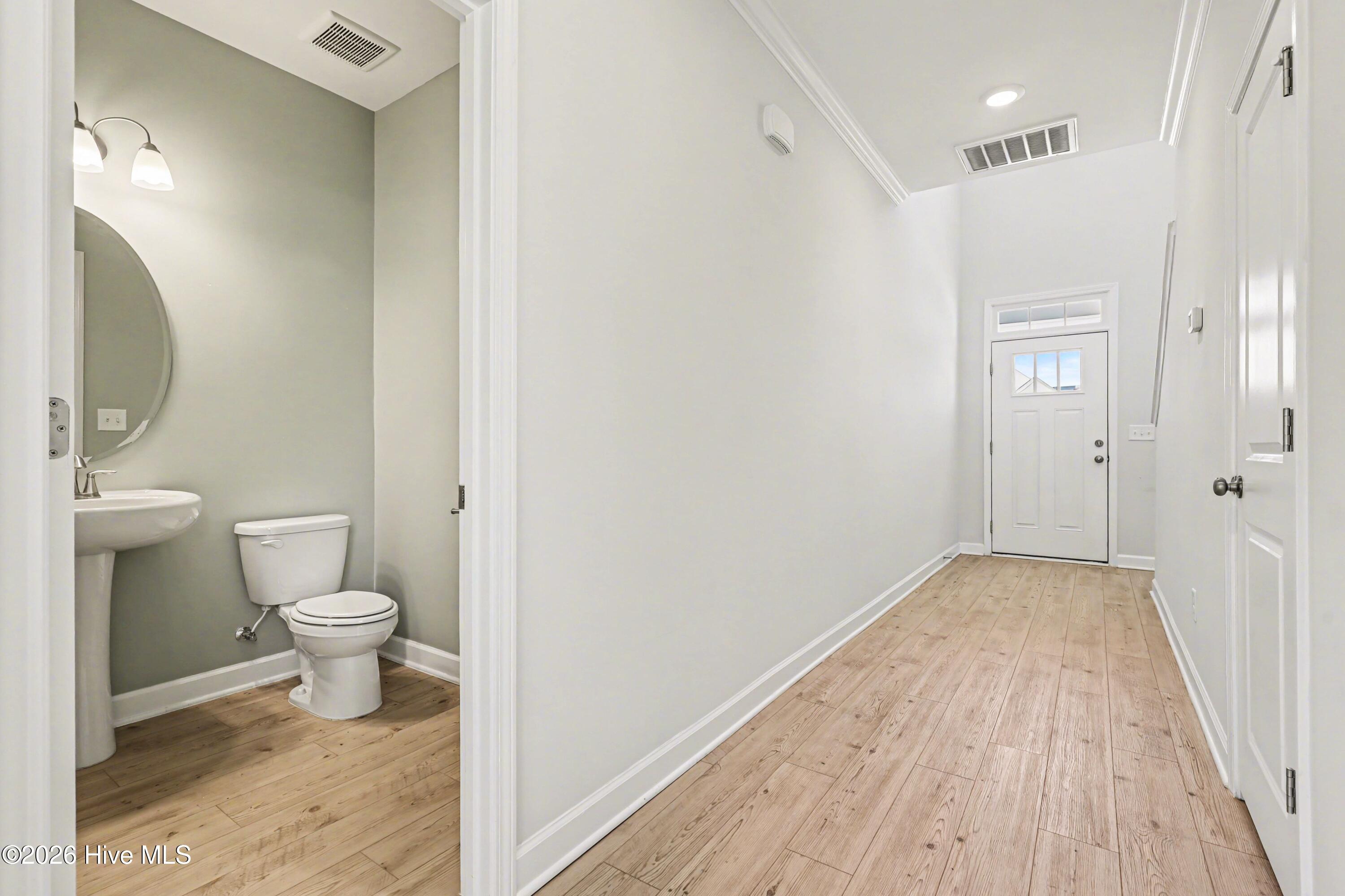 main property photo 6
