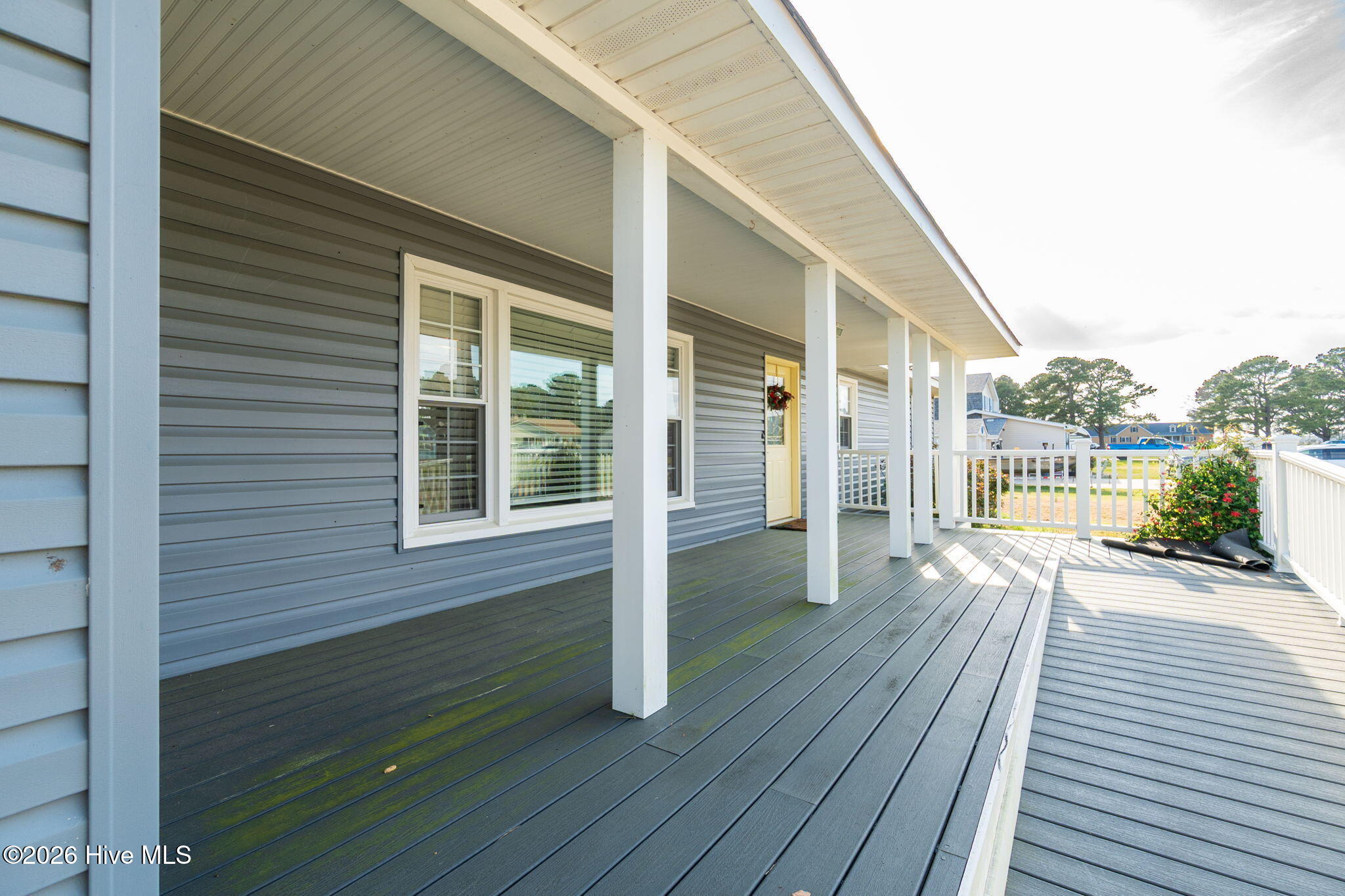 main property photo 36