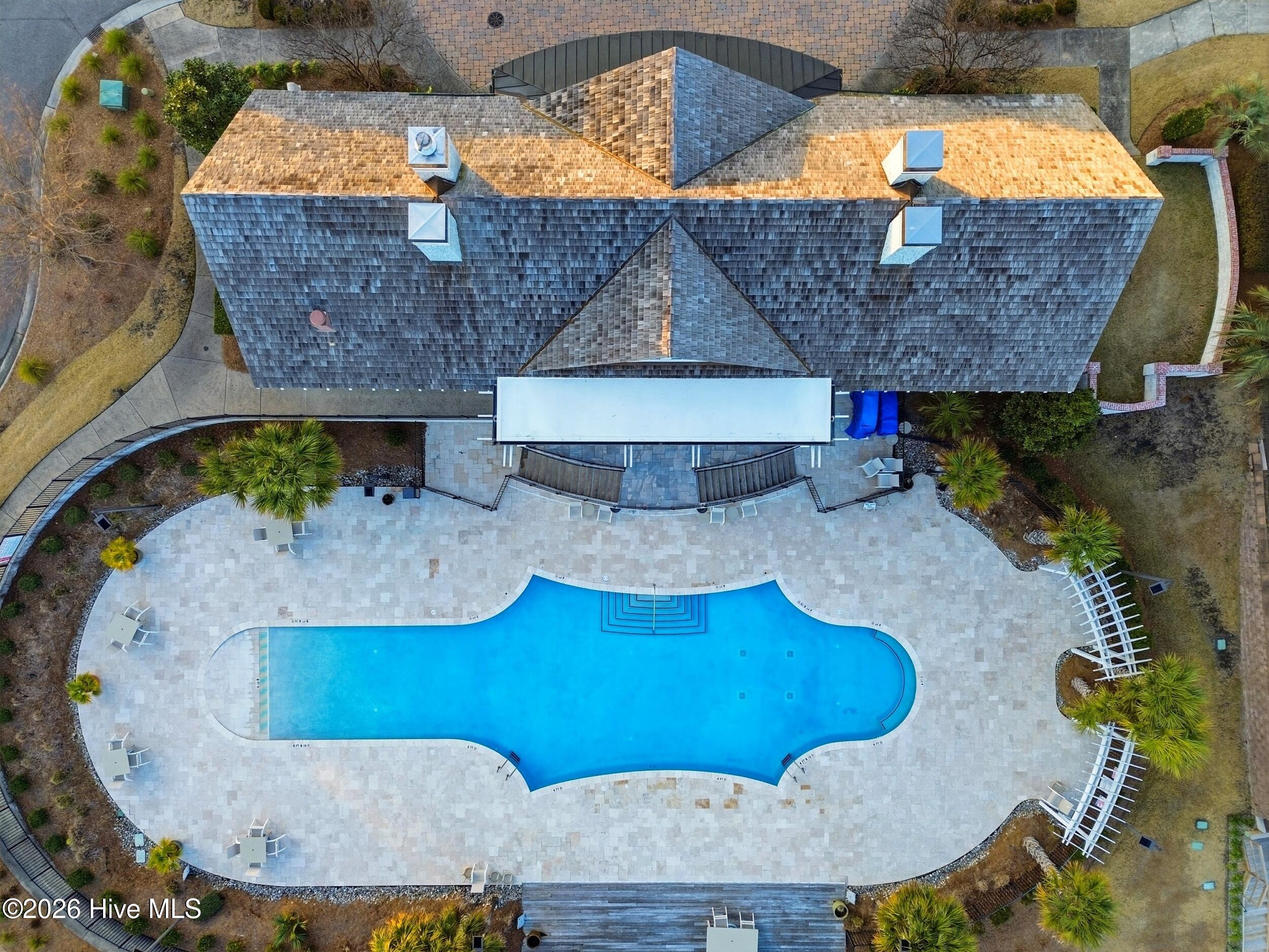 main property photo 51