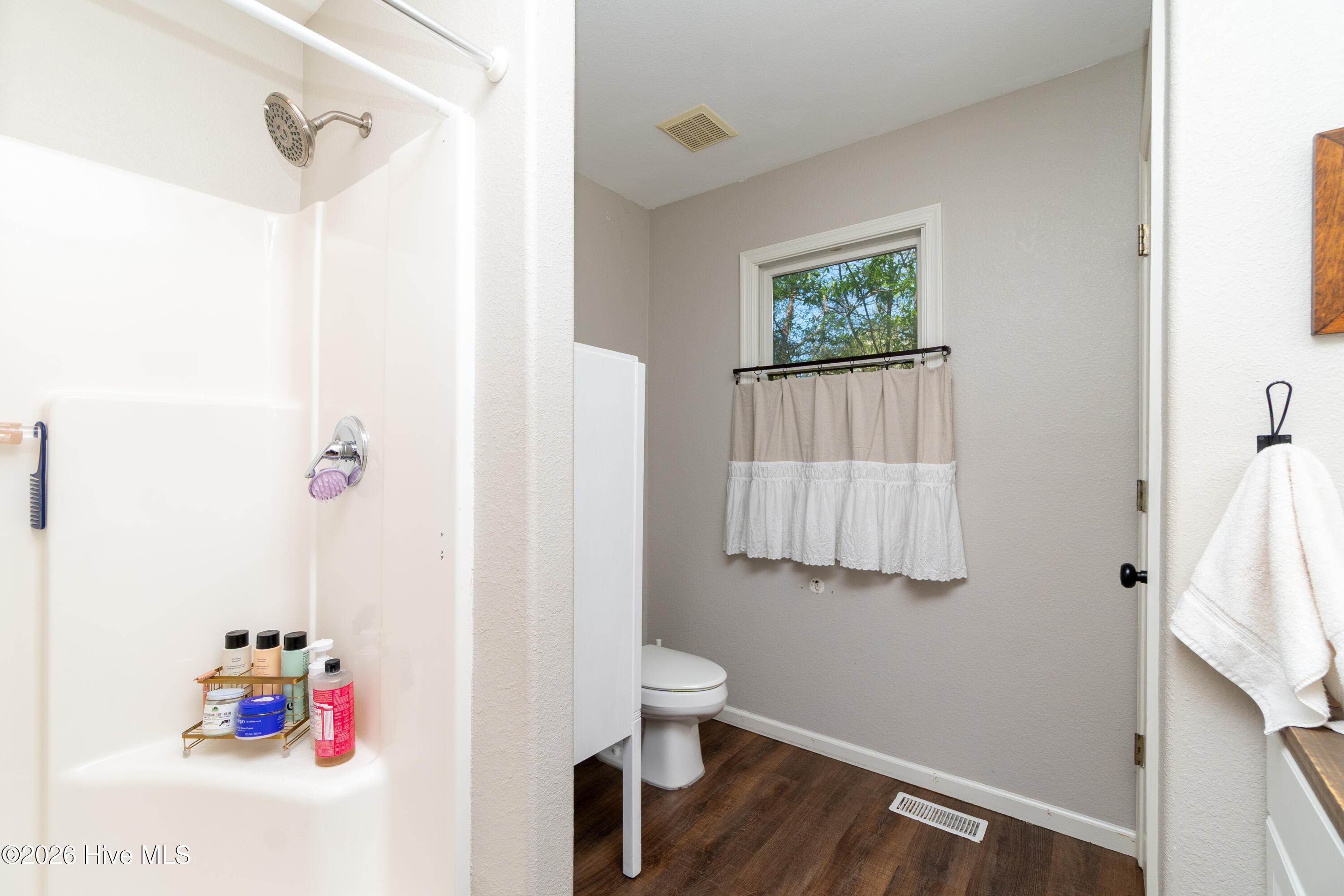 main property photo 77