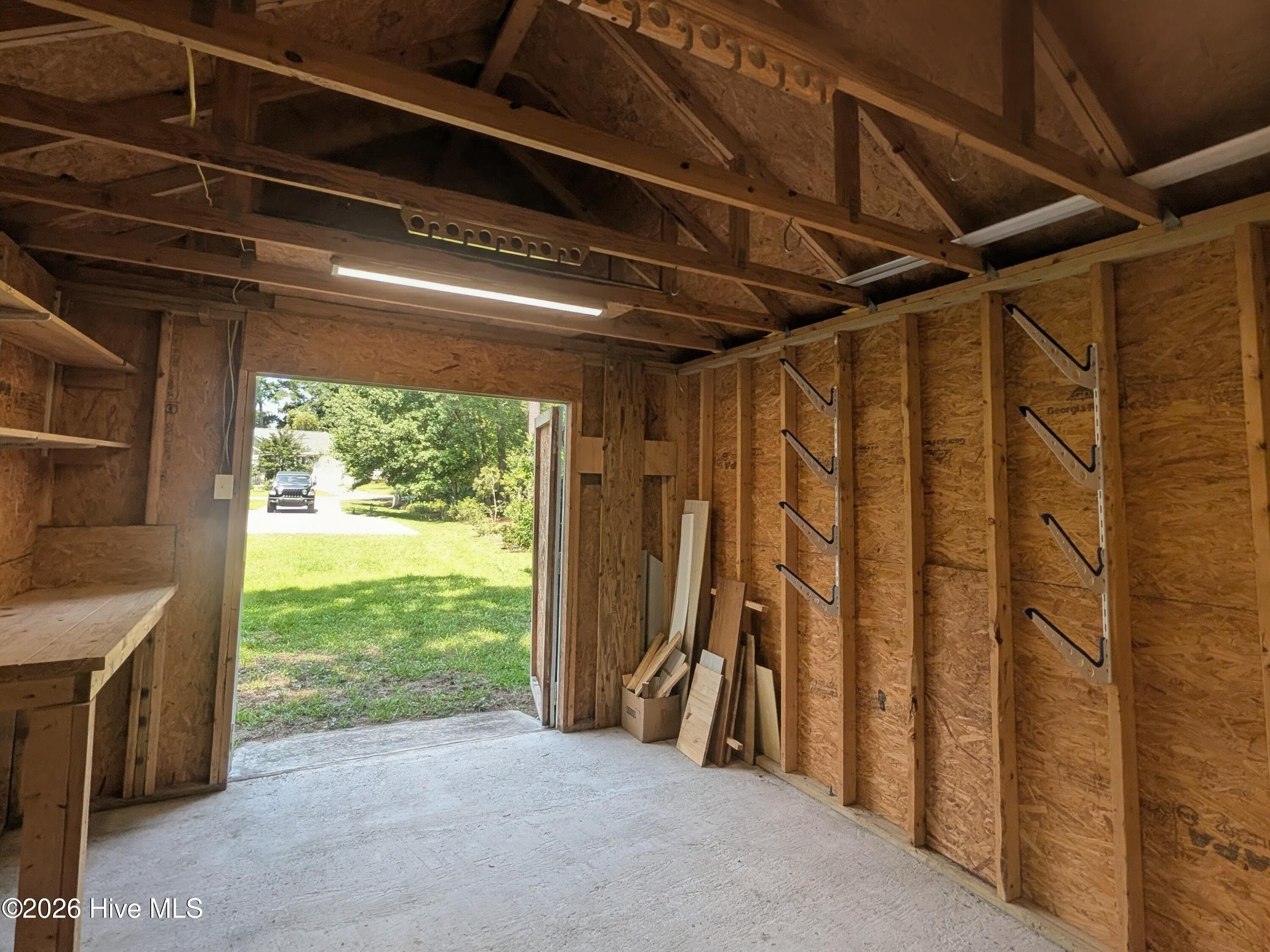 main property photo 50