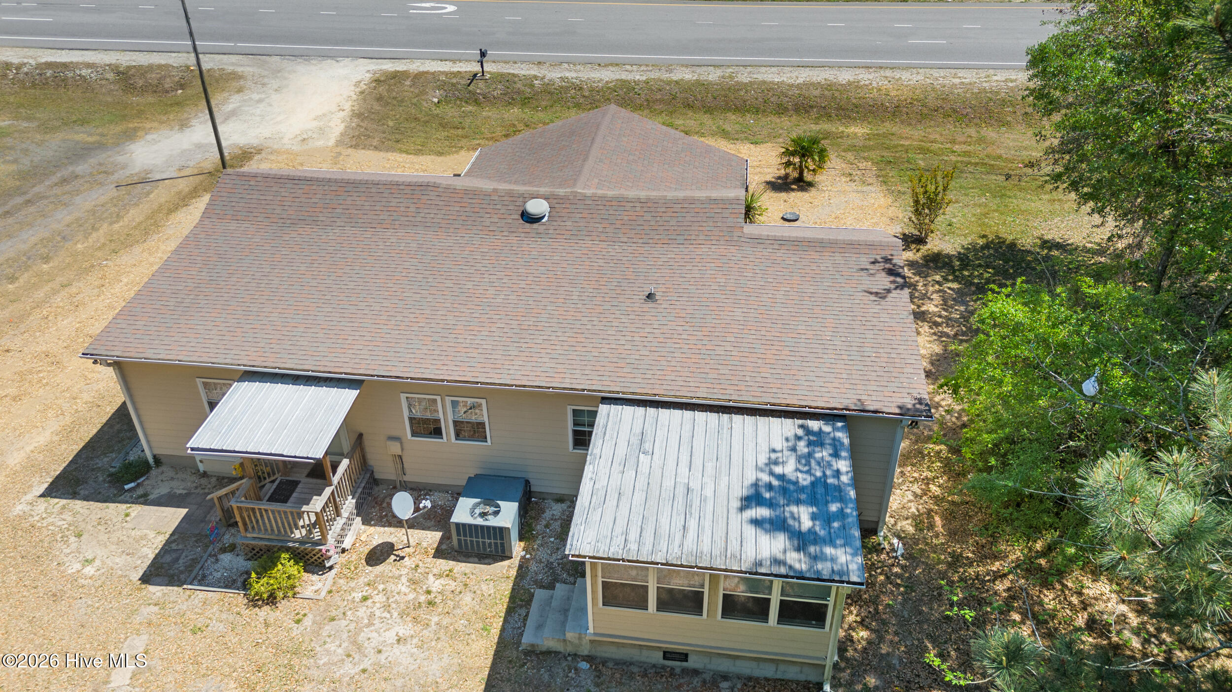 main property photo 48