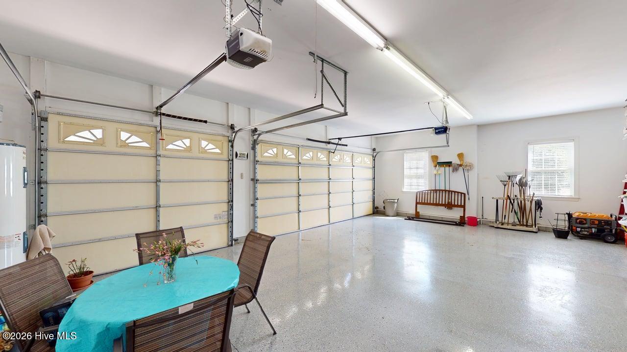 main property photo 49