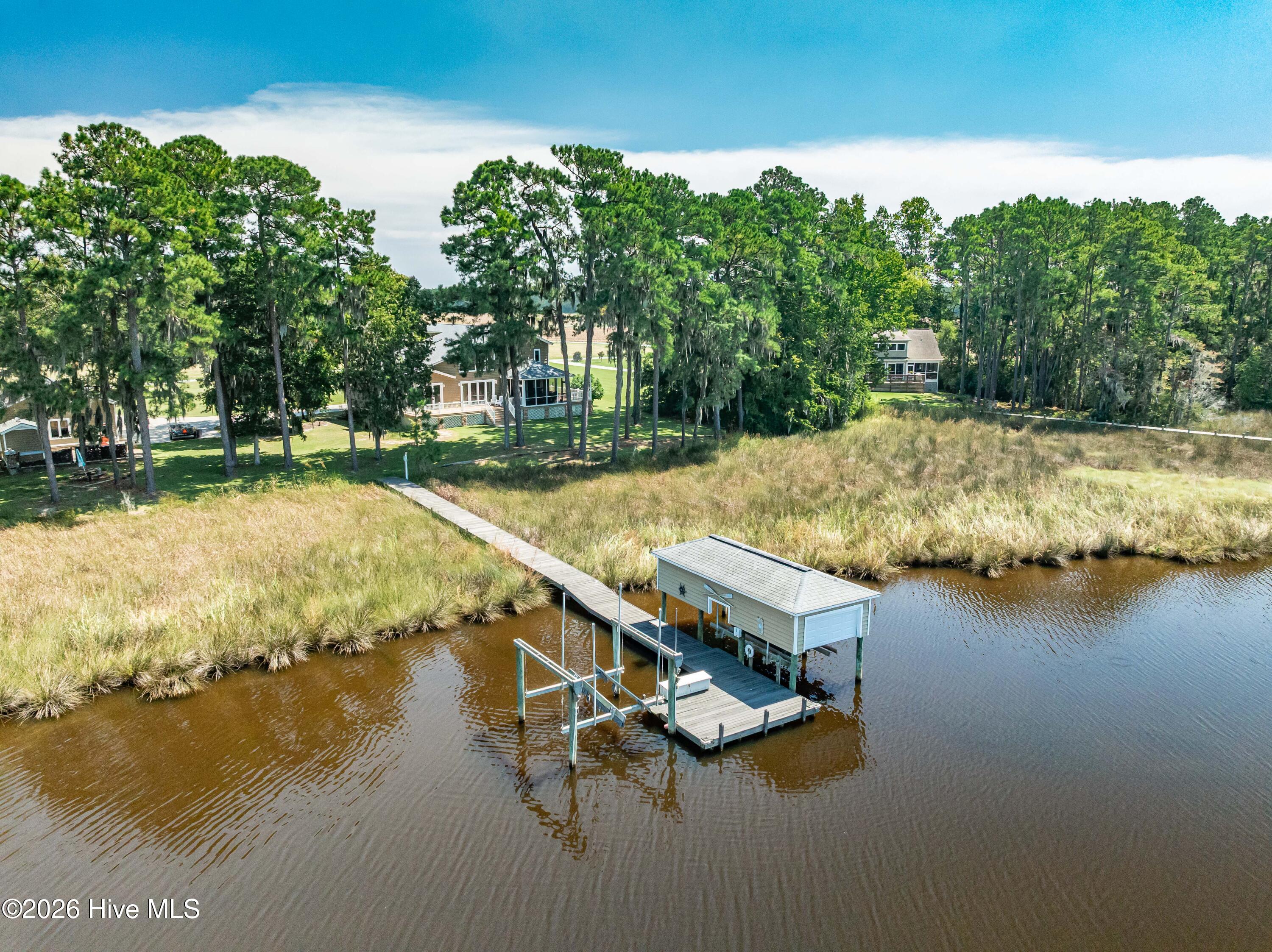 main property photo 8