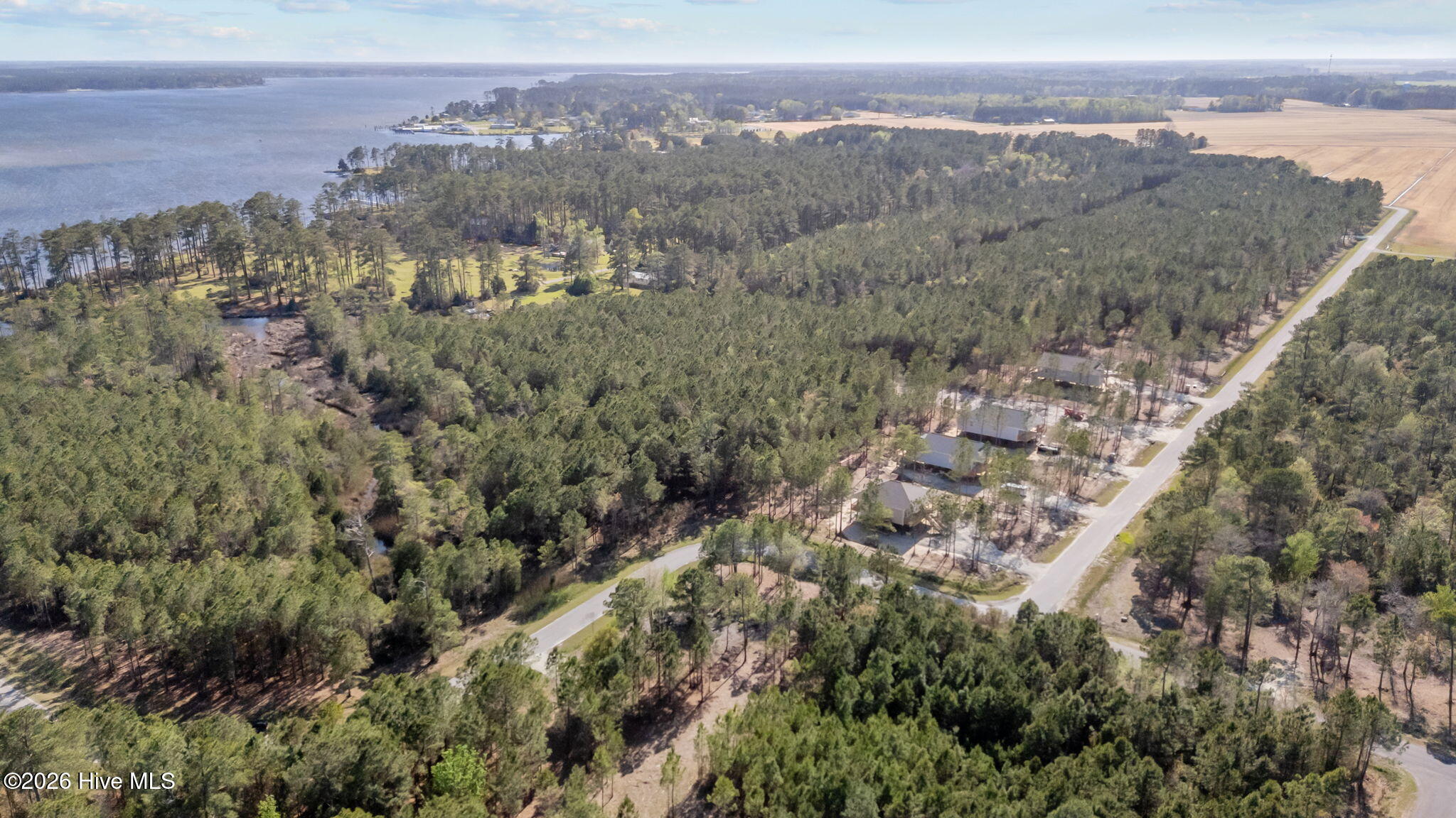 main property photo 3
