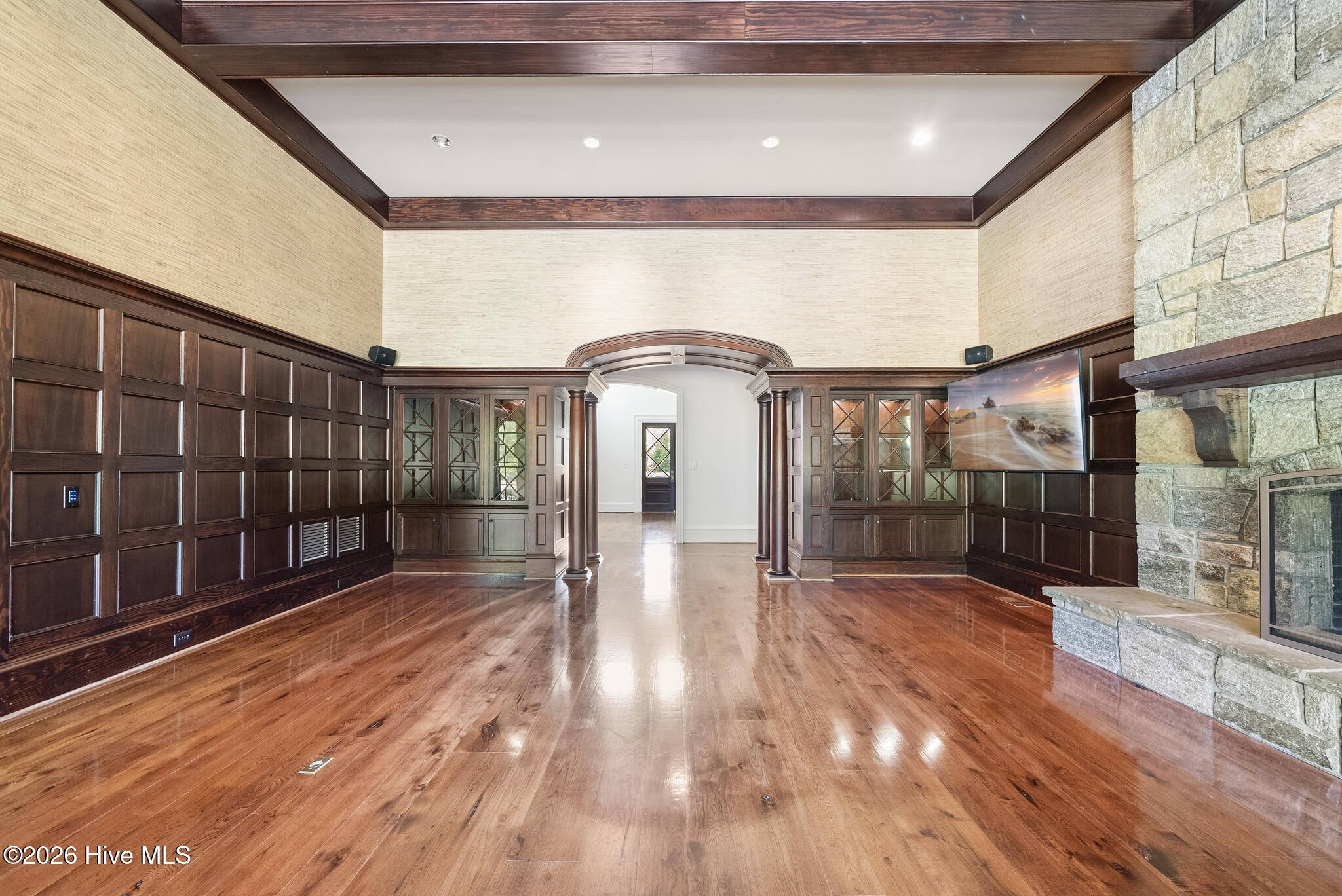main property photo 47