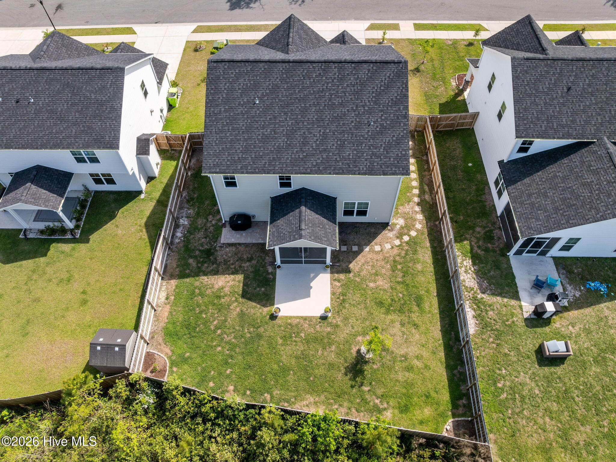 main property photo 41