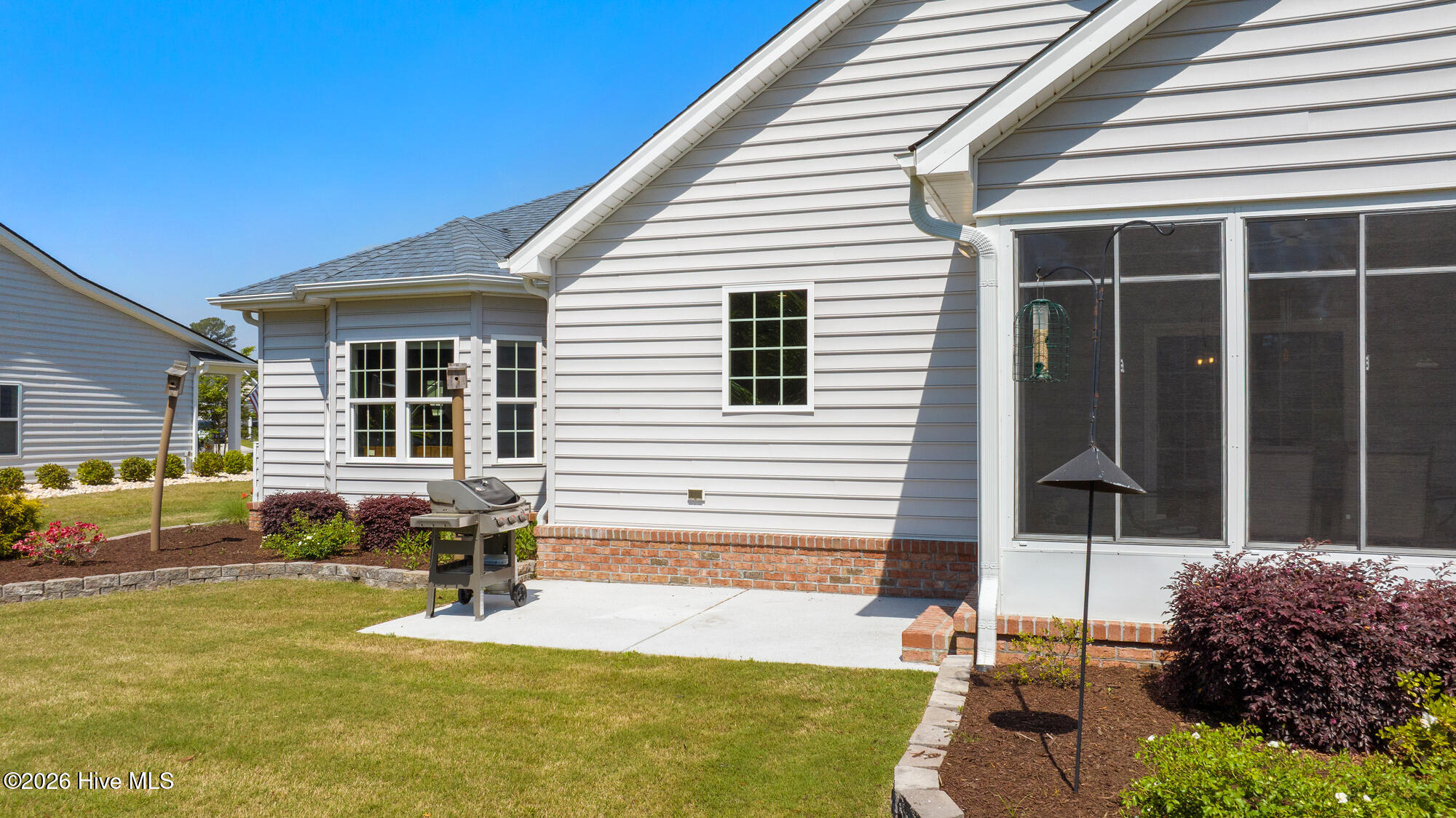 main property photo 50