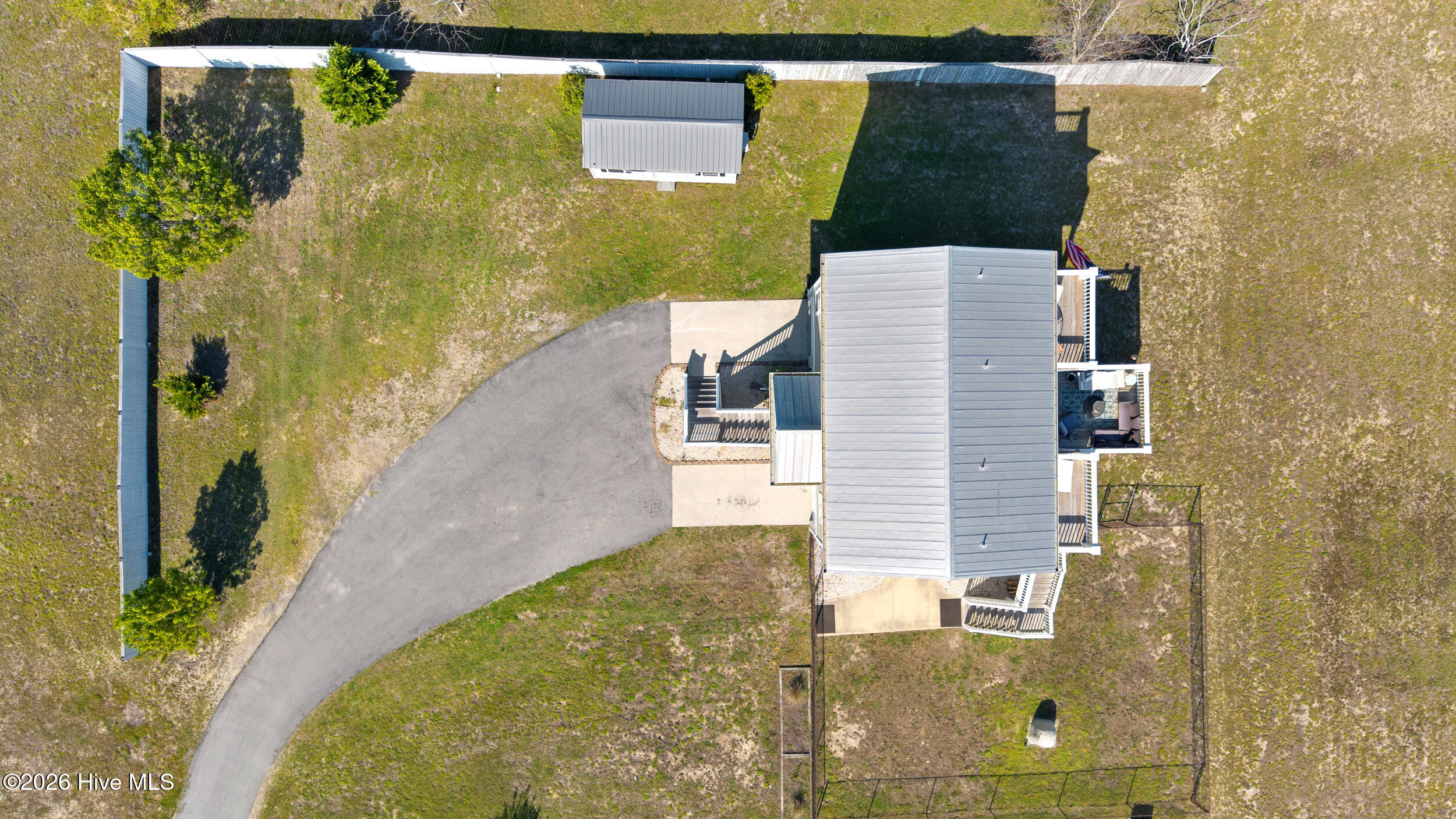 main property photo 38
