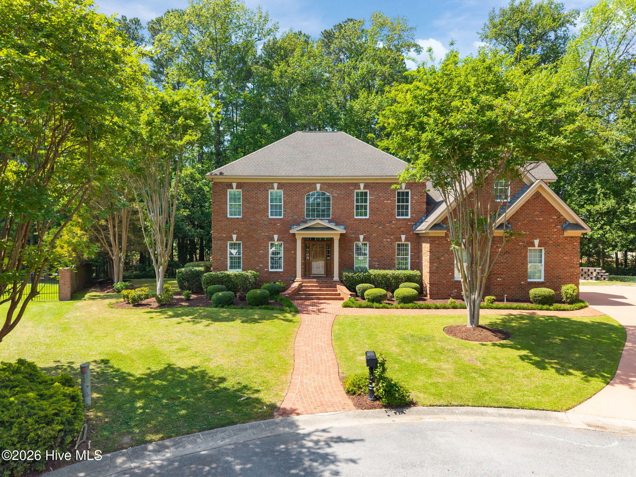 main property photo 2