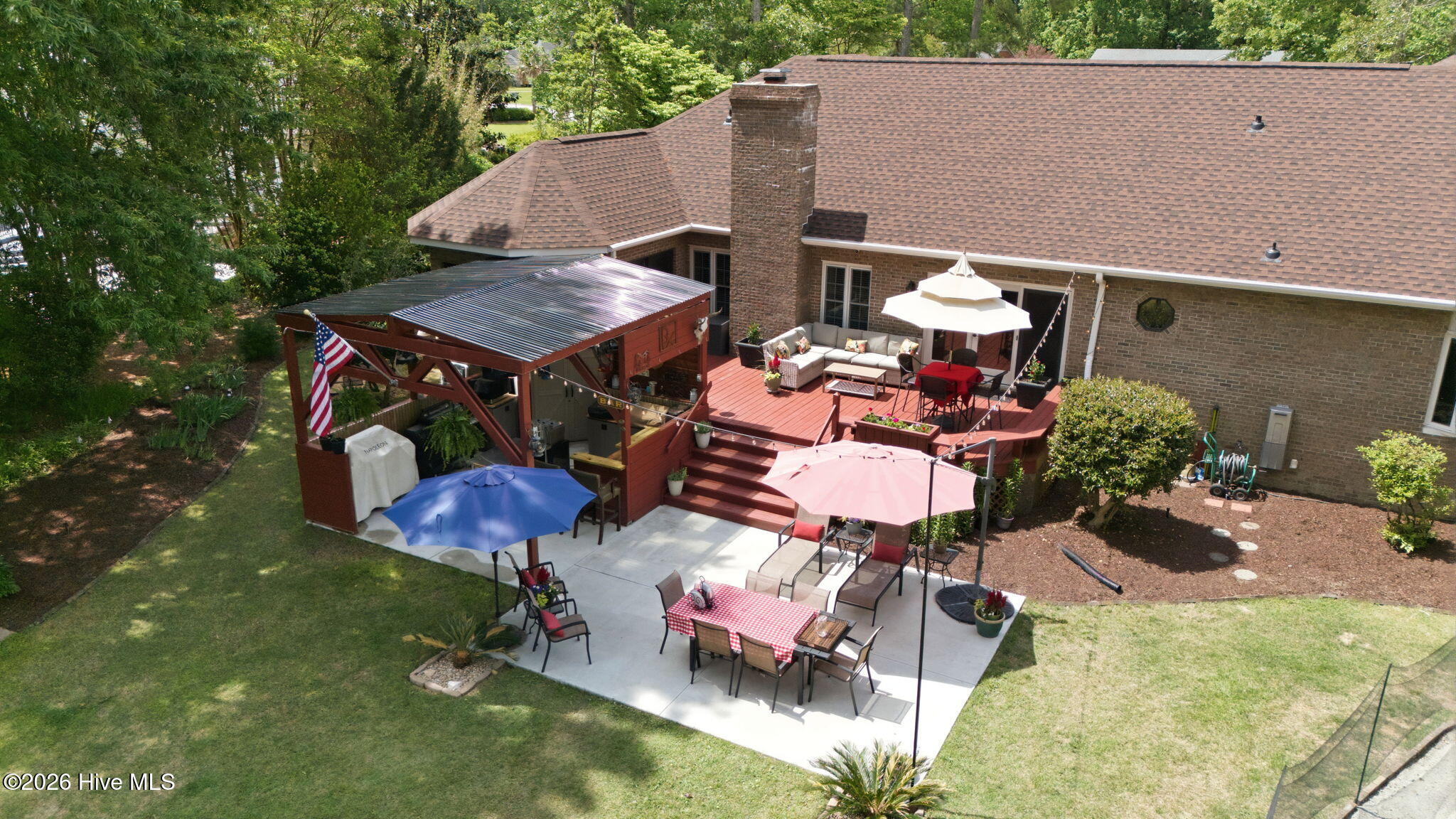 main property photo 45