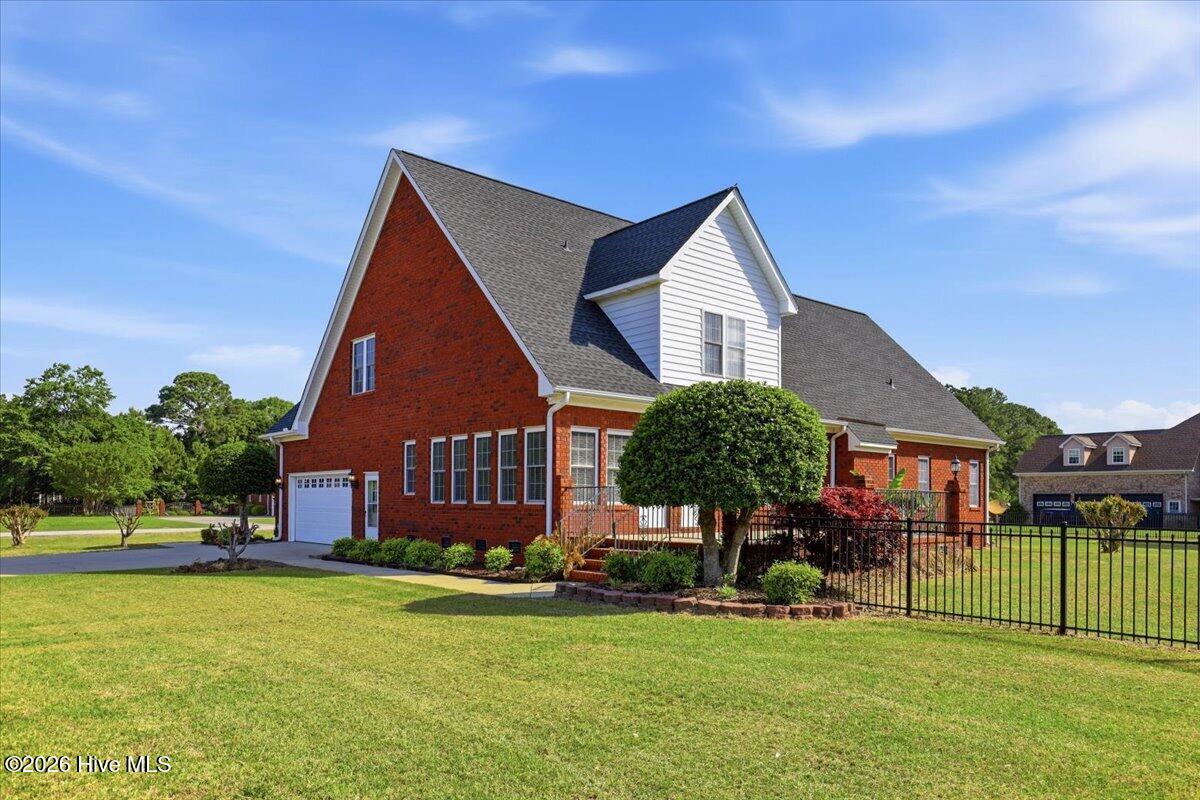 main property photo 35