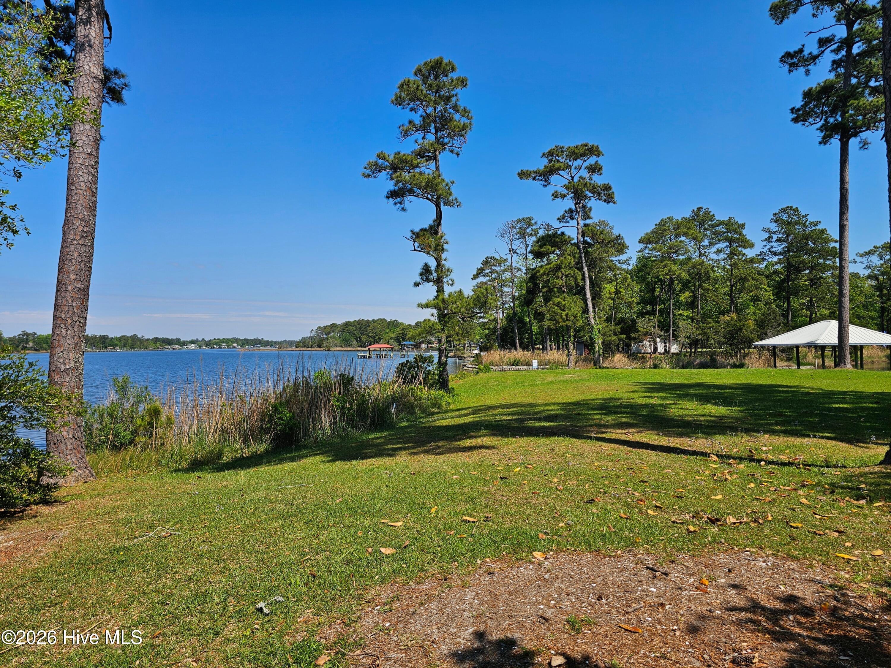 main property photo 16