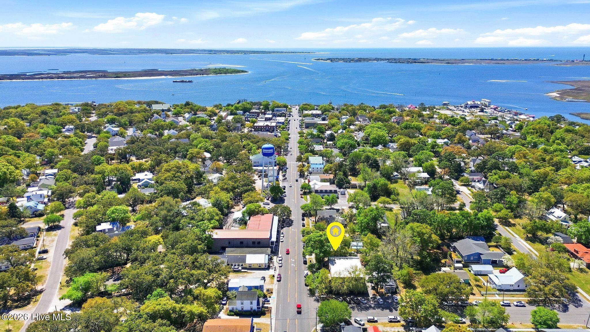 main property photo 10