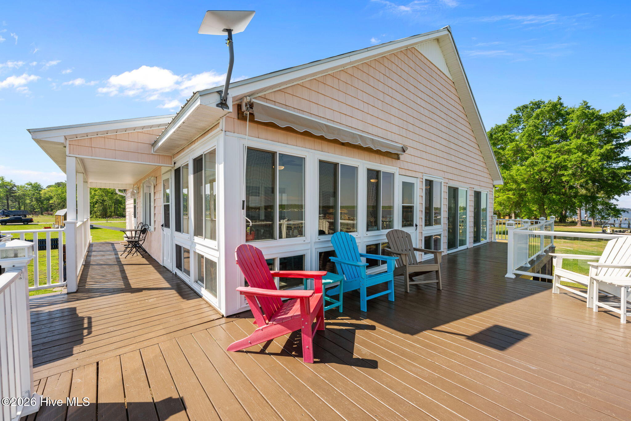 main property photo 25