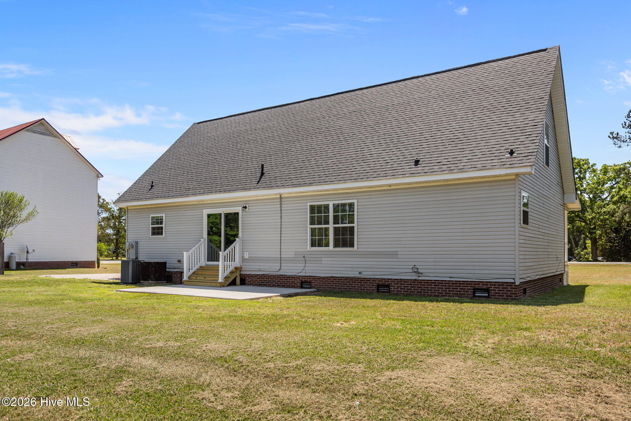 main property photo 48