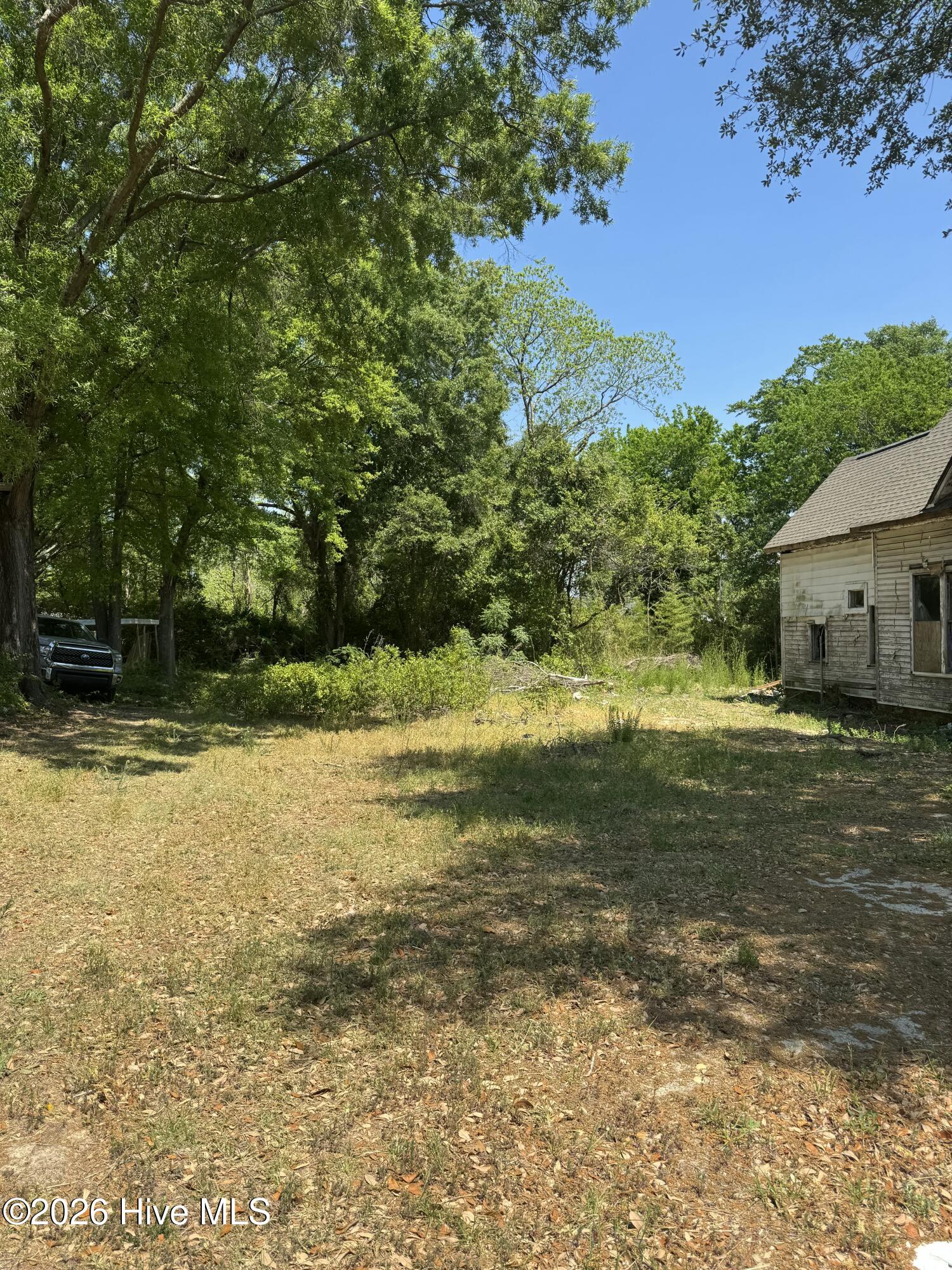 main property photo 8