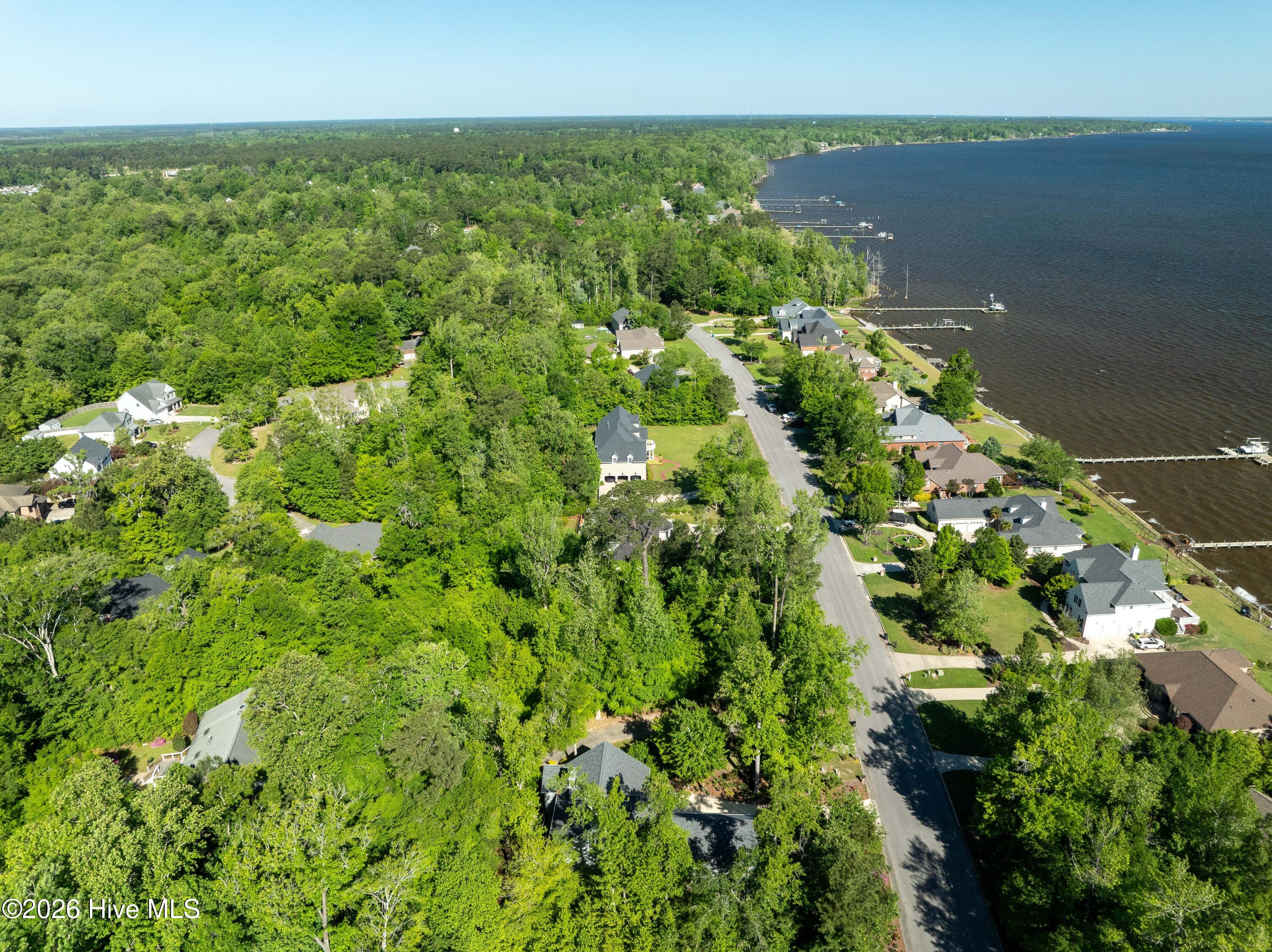 main property photo 14
