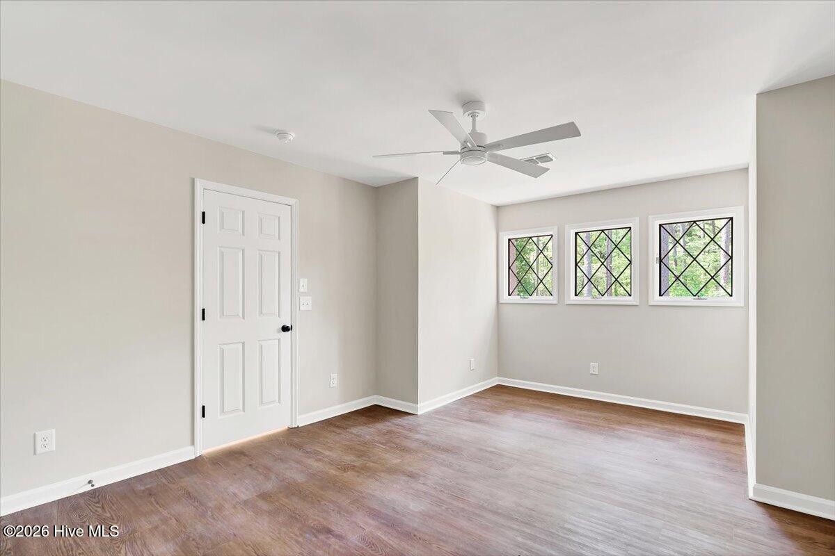 main property photo 75
