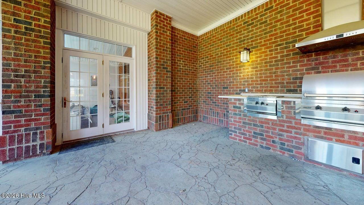 main property photo 54