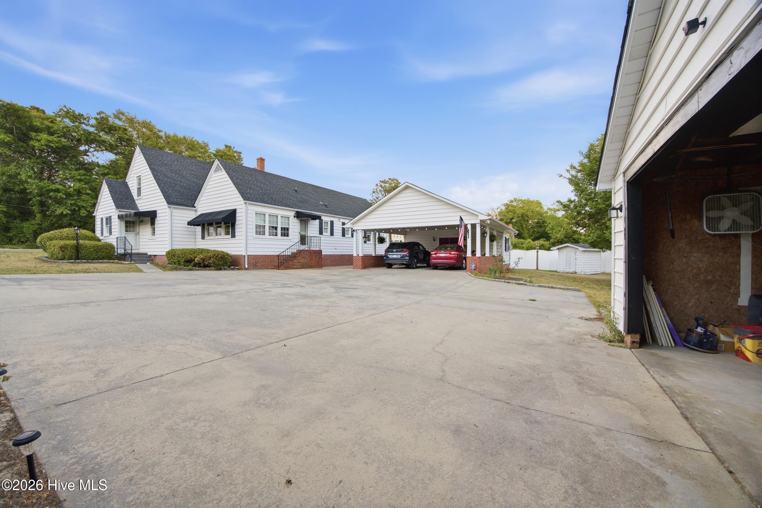 main property photo 21
