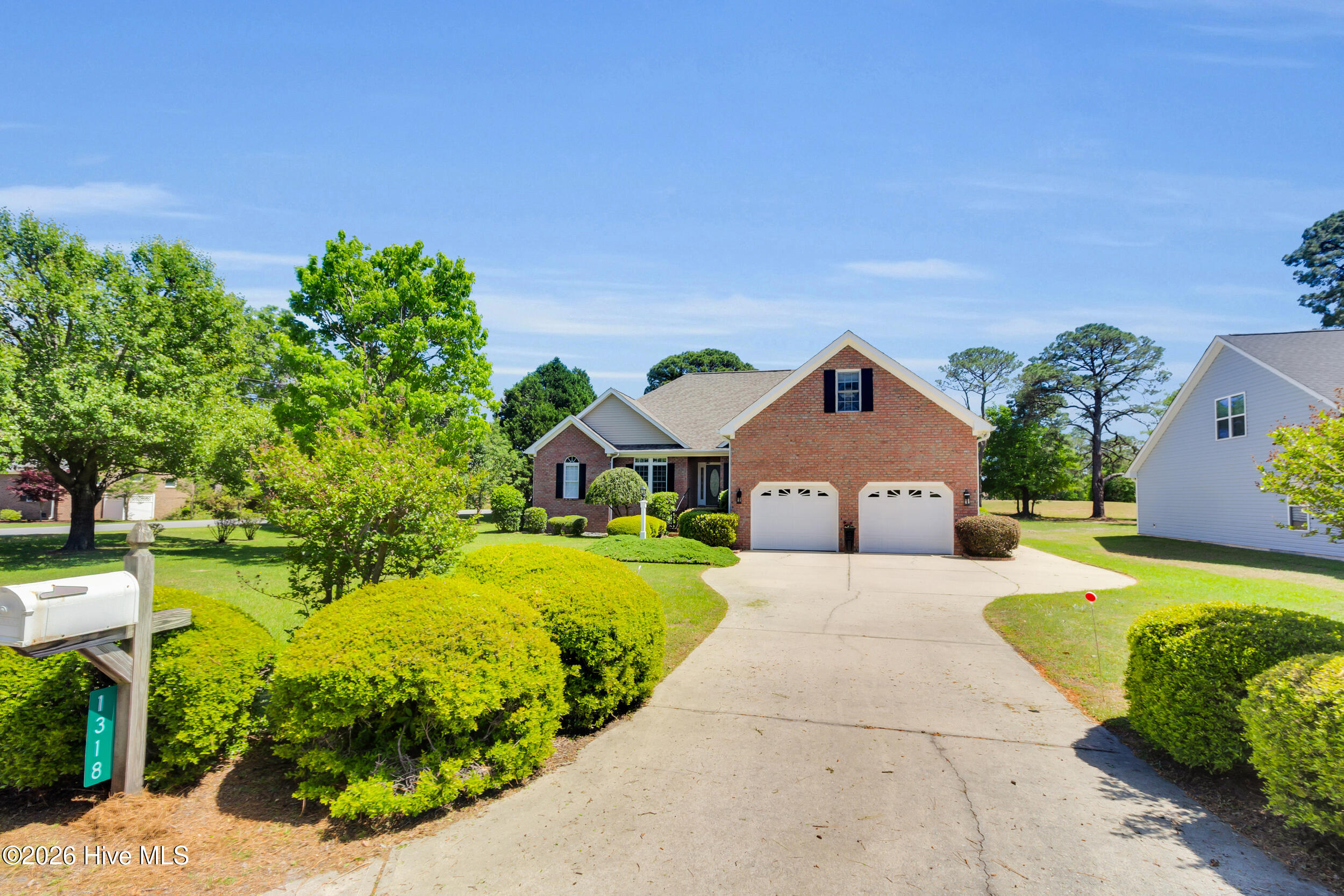 main property photo 6