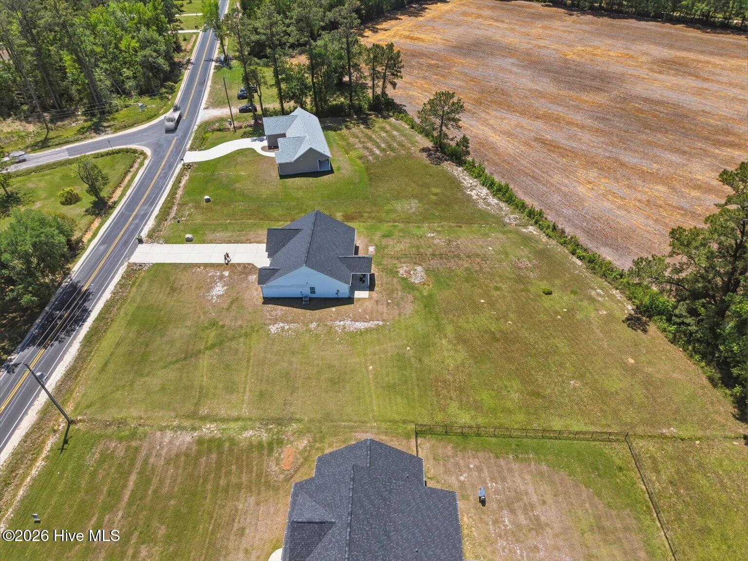 main property photo 41