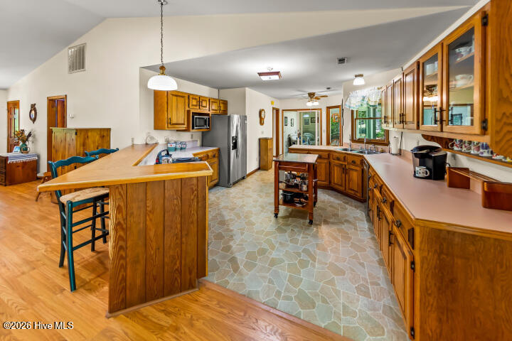 main property photo 45