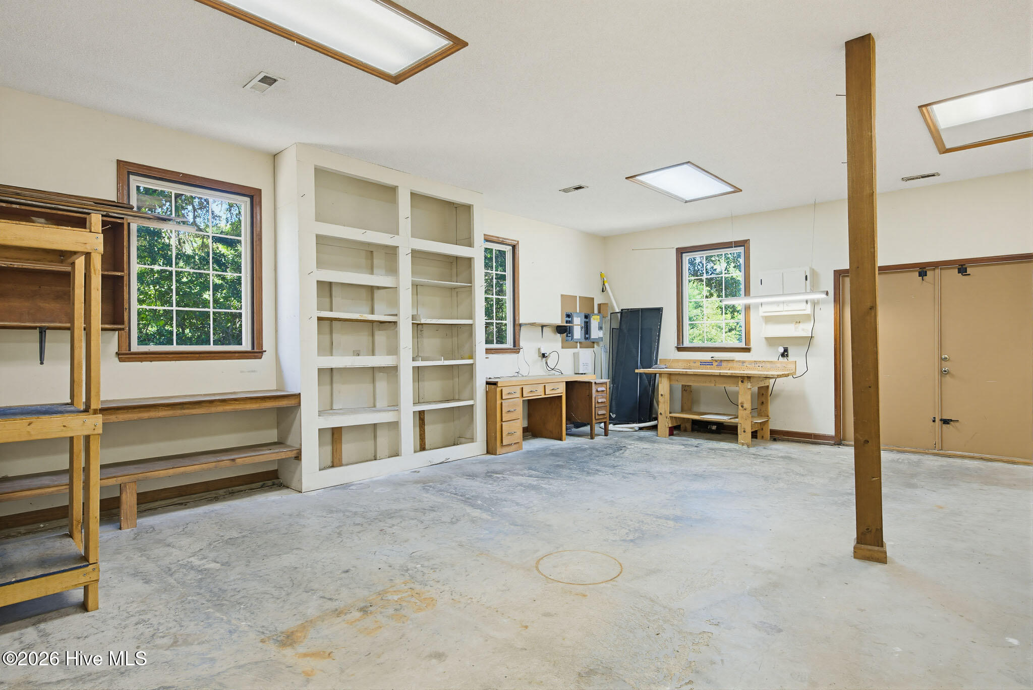main property photo 68
