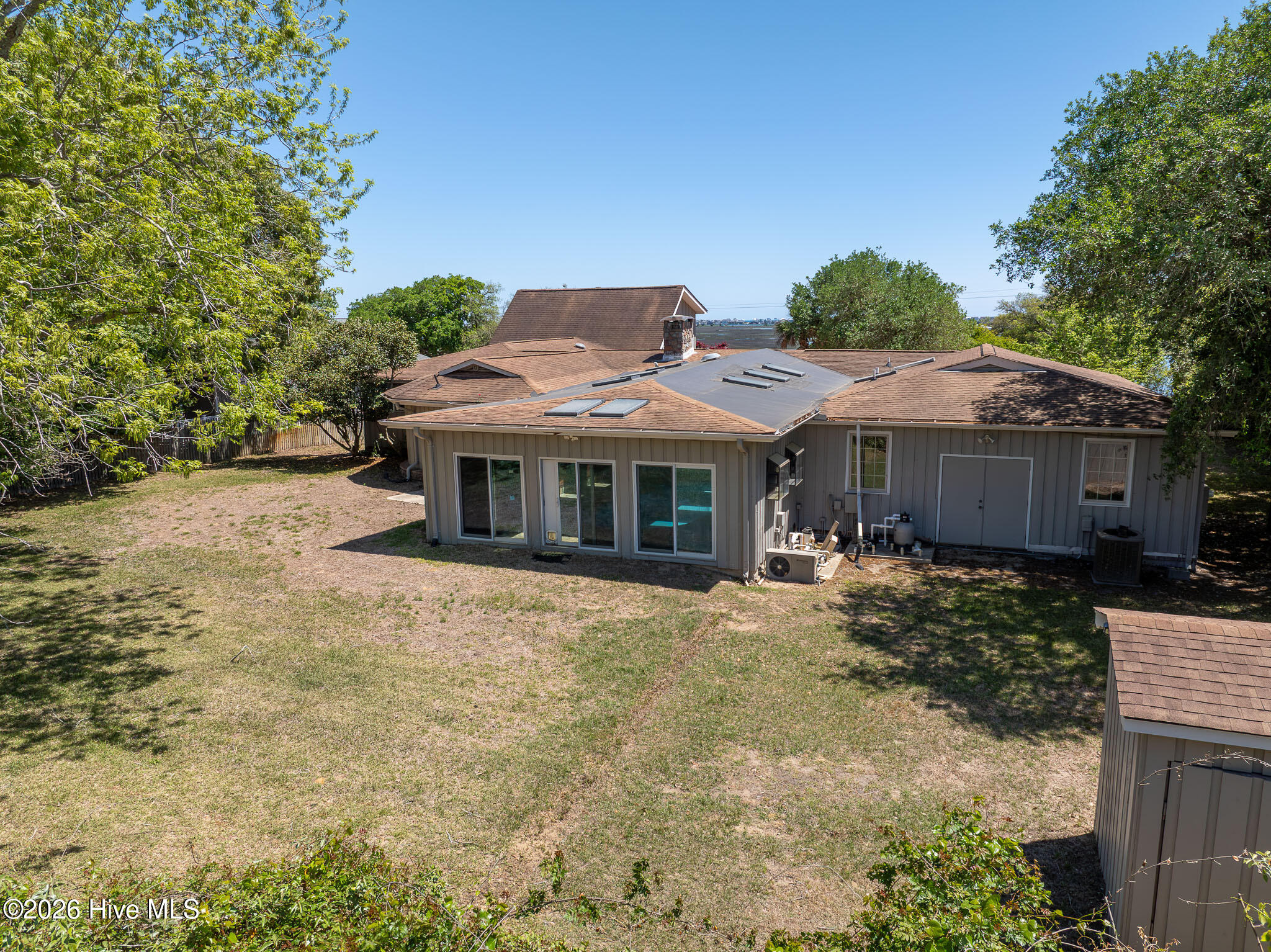 main property photo 74