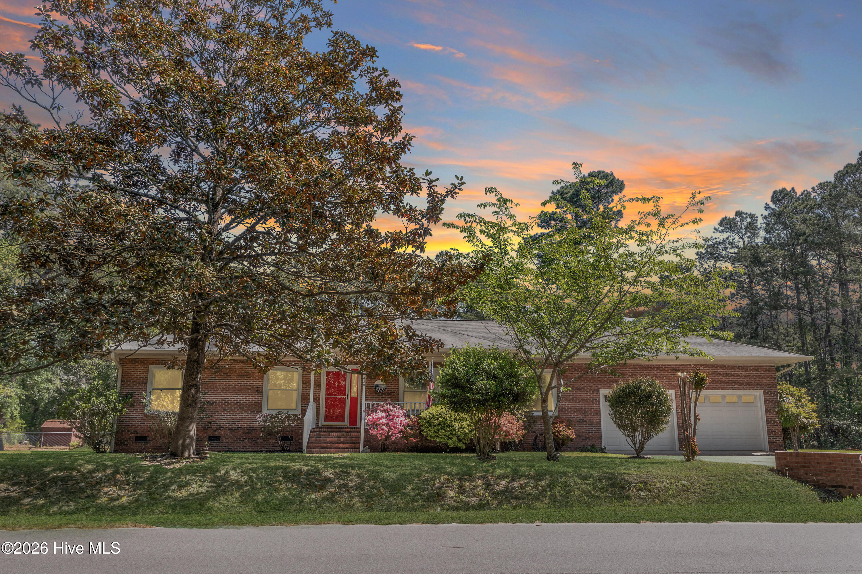 main property photo 2