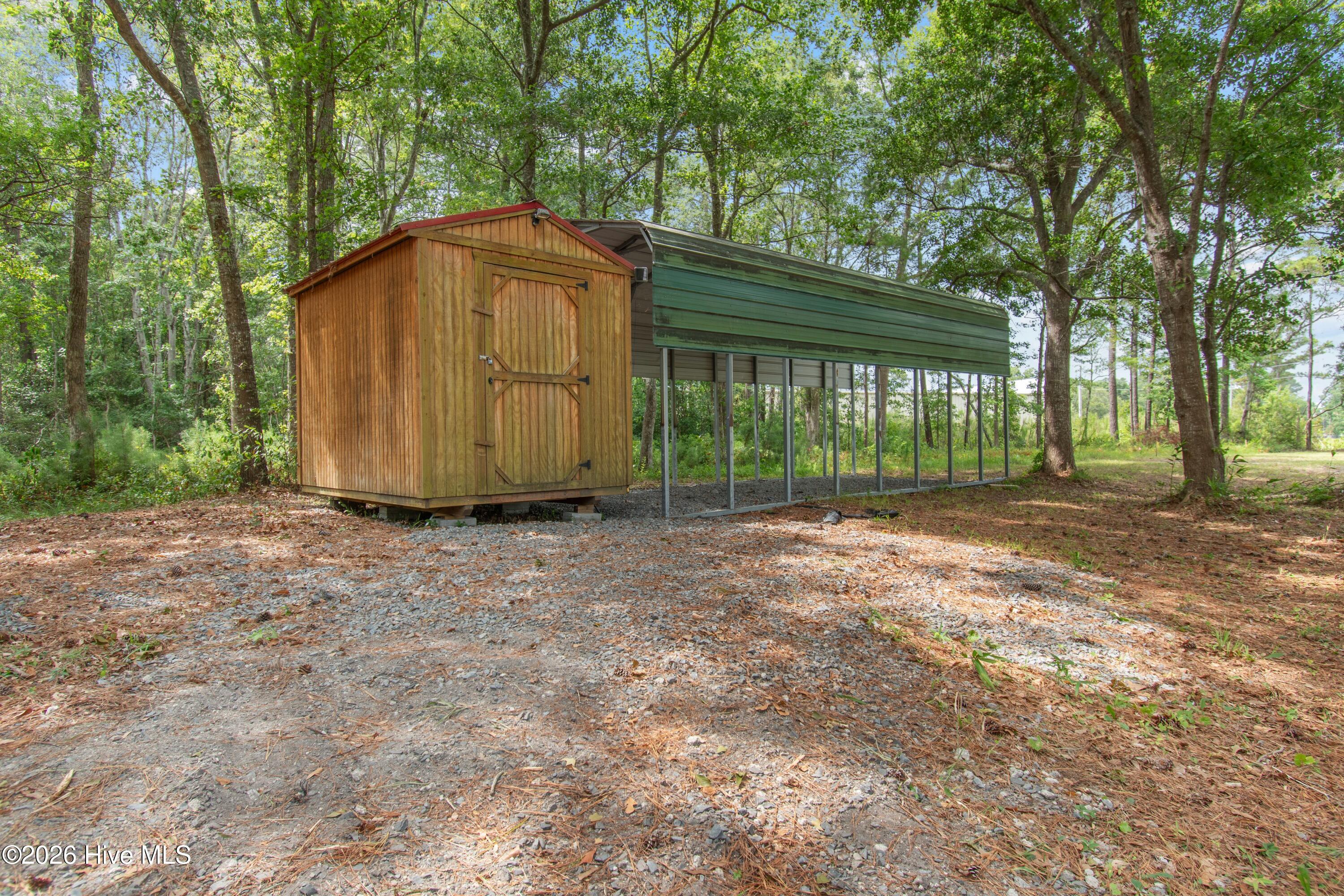 main property photo 5
