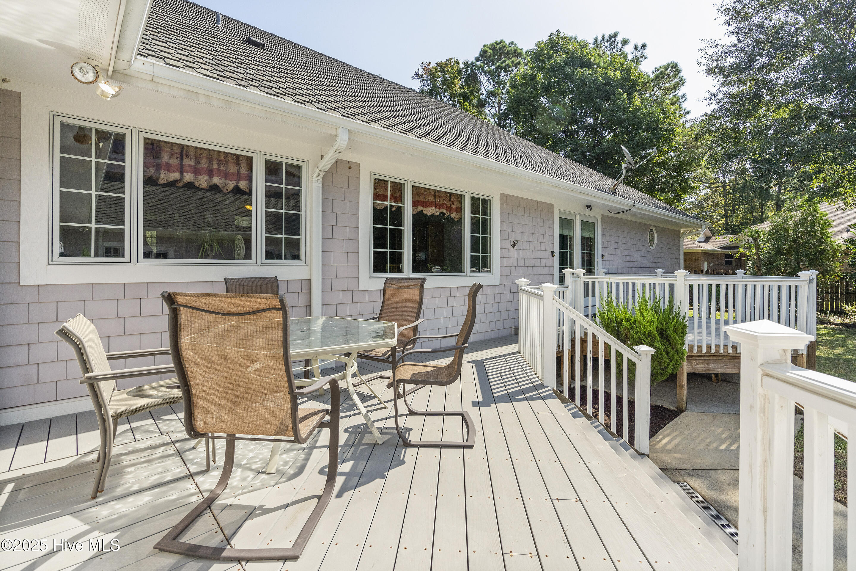 main property photo 60