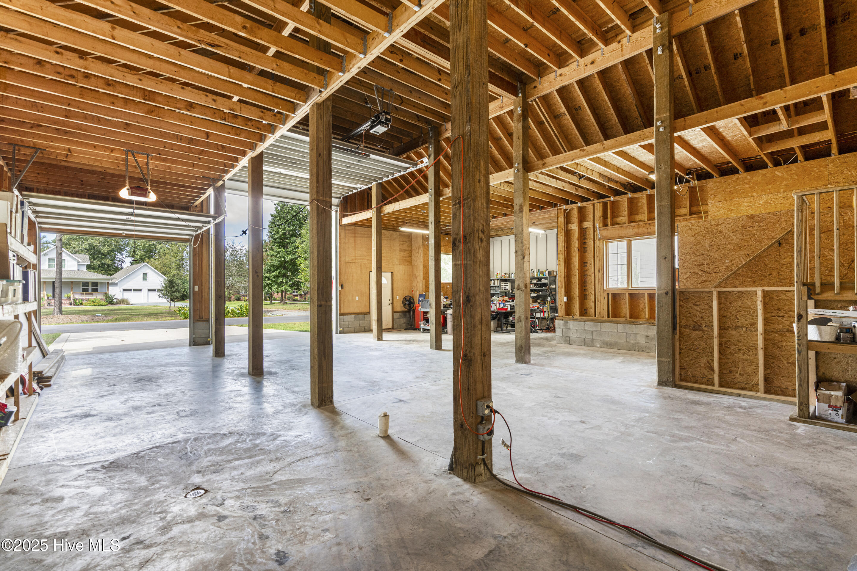 main property photo 79
