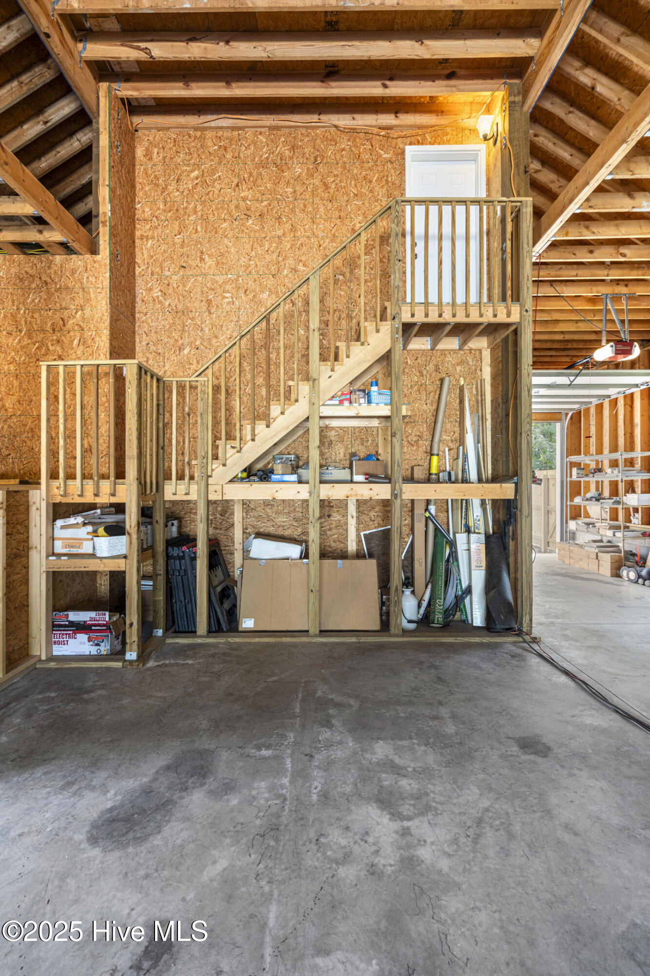 main property photo 81