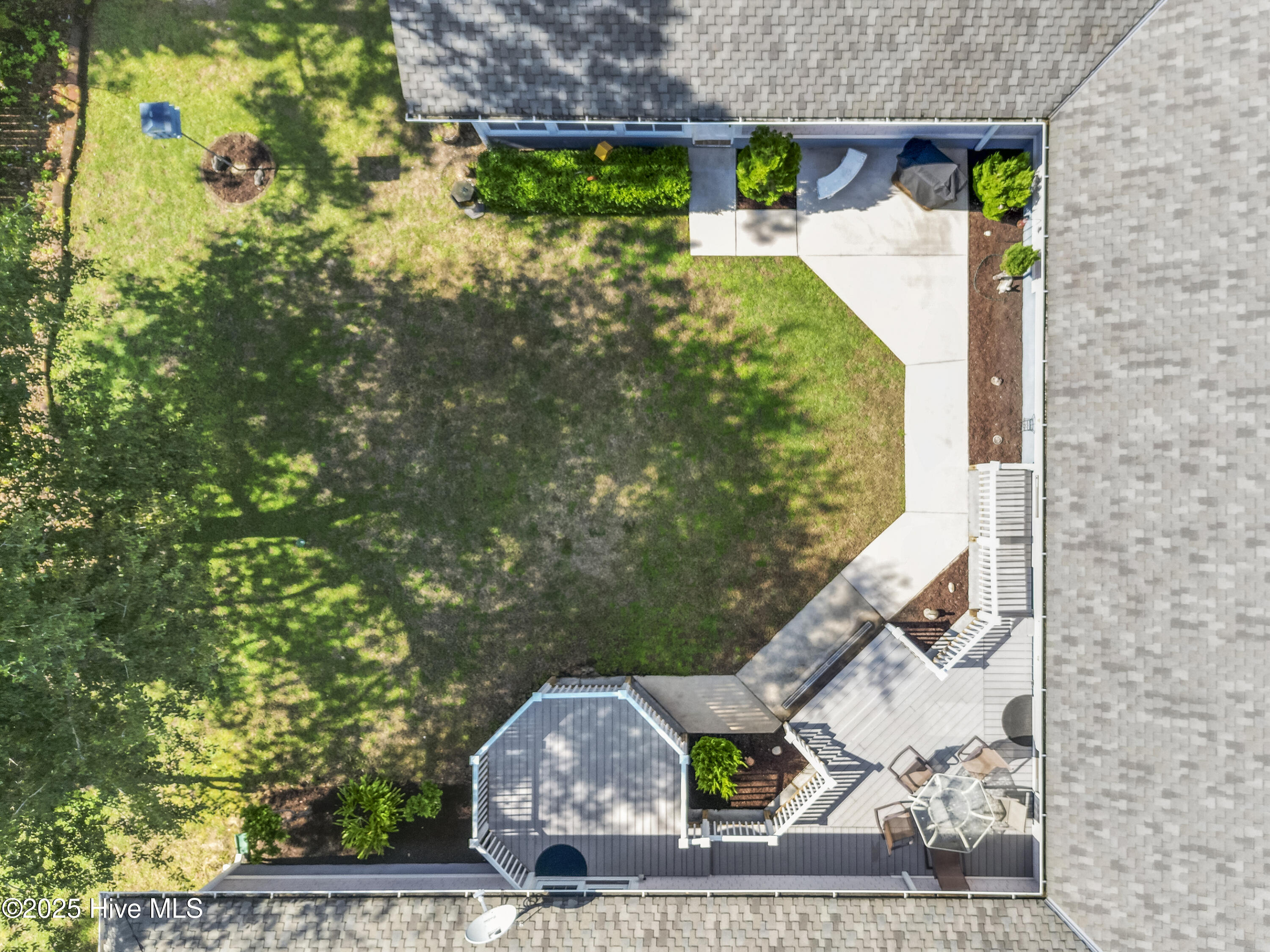 main property photo 88